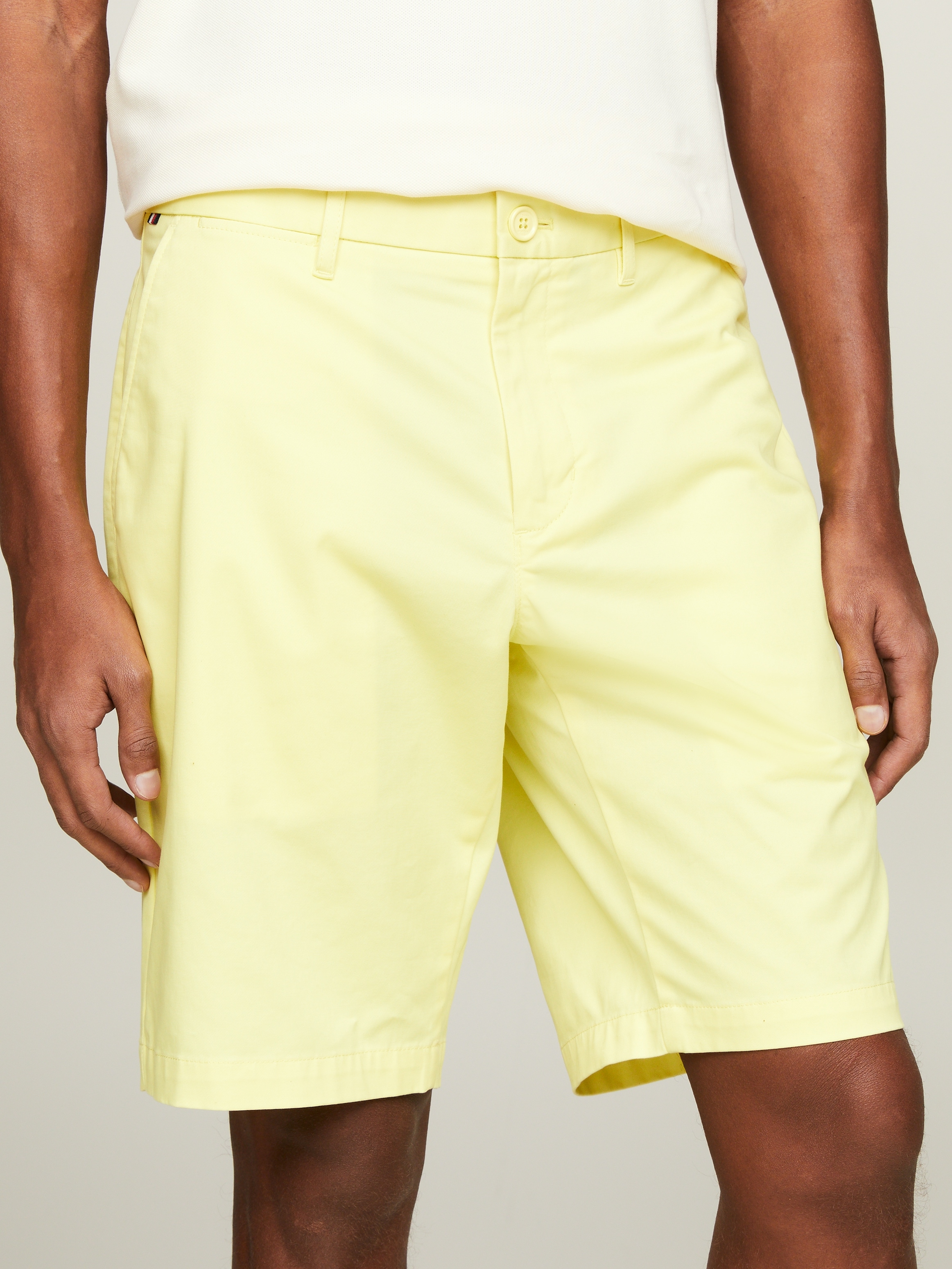 Tommy Hilfiger Shorts »HARLEM SHORT 1985«, in klassischem Design