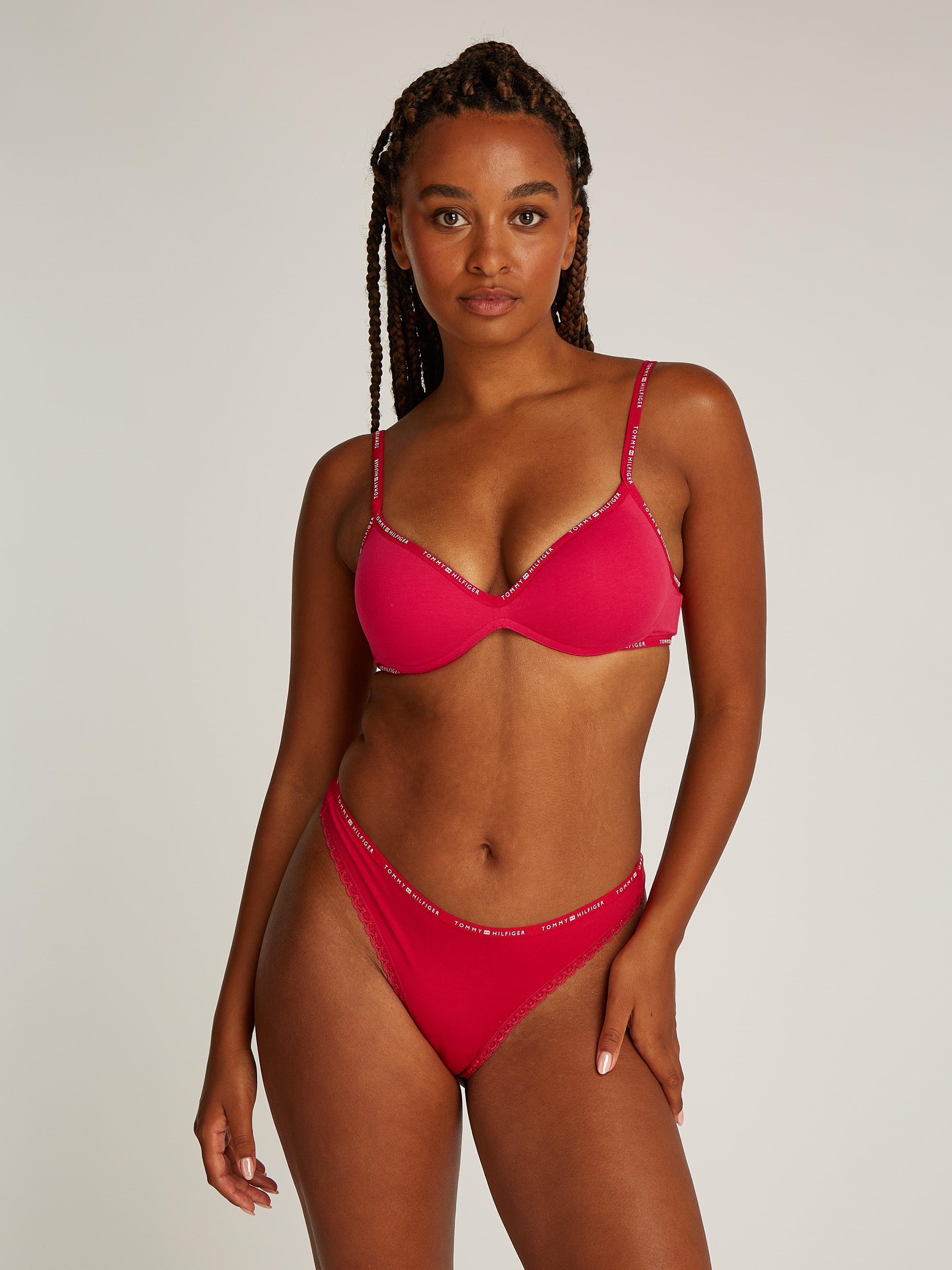 Tommy Hilfiger Underwear Push-up-BH »WIRELESS PUSH UP BRA«, mit Logoschriftzügen an den Kanten