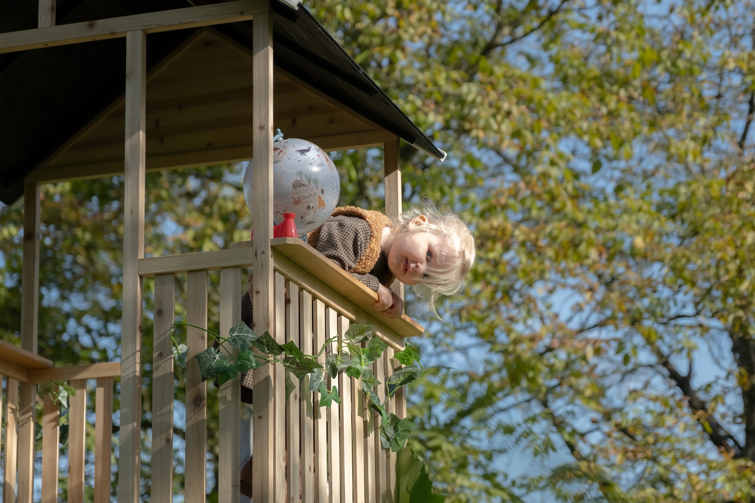 EXIT Spielhaus »Panorama 350« Dieses Produkt besteht aus FSC®-zertifiziertem Material.