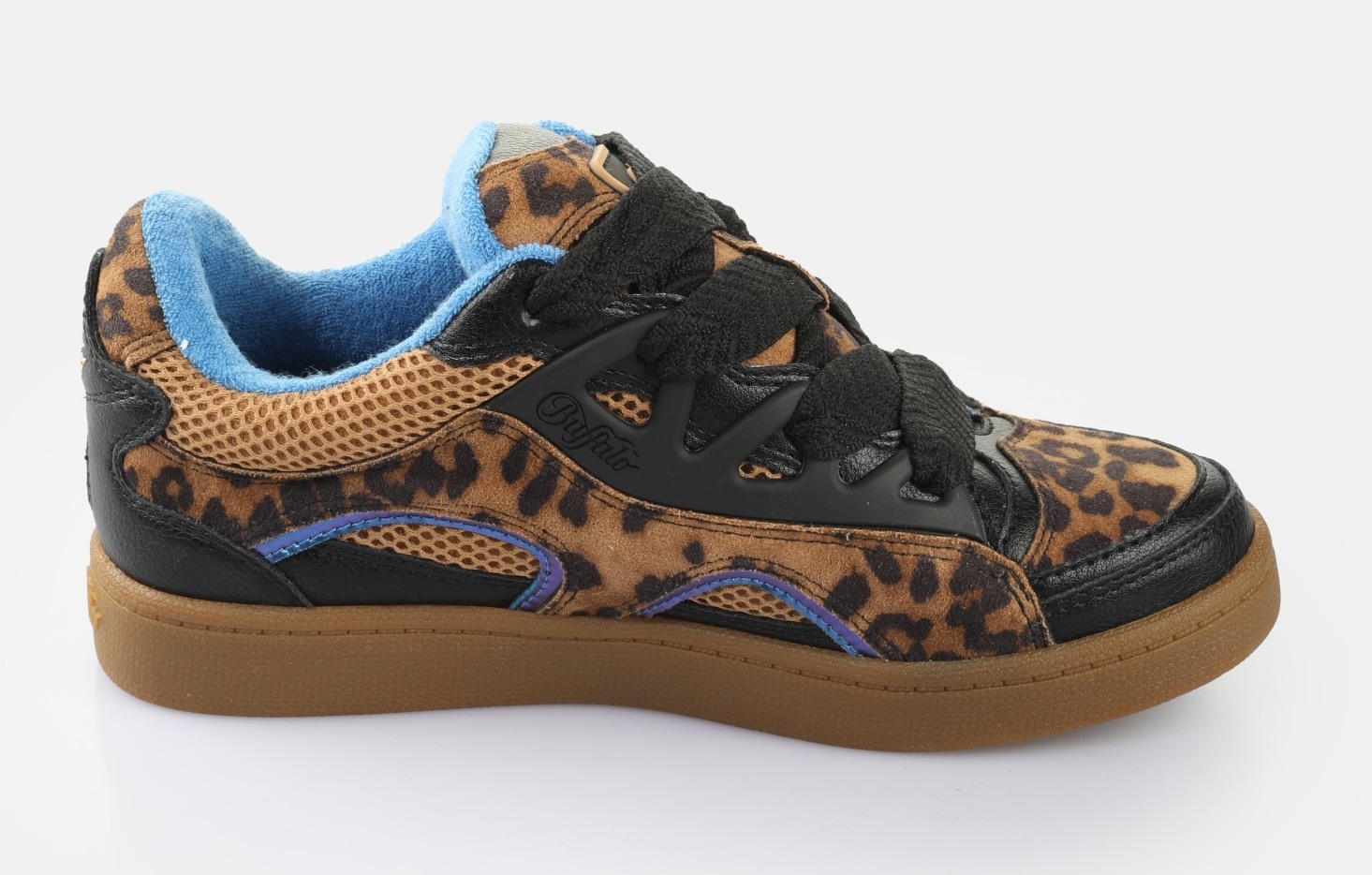 Buffalo Sneaker »LIBERTY SKATE«  Retro-Sneaker, Freizeitschuh, Schnürschuh in trendiger Leo-Optik