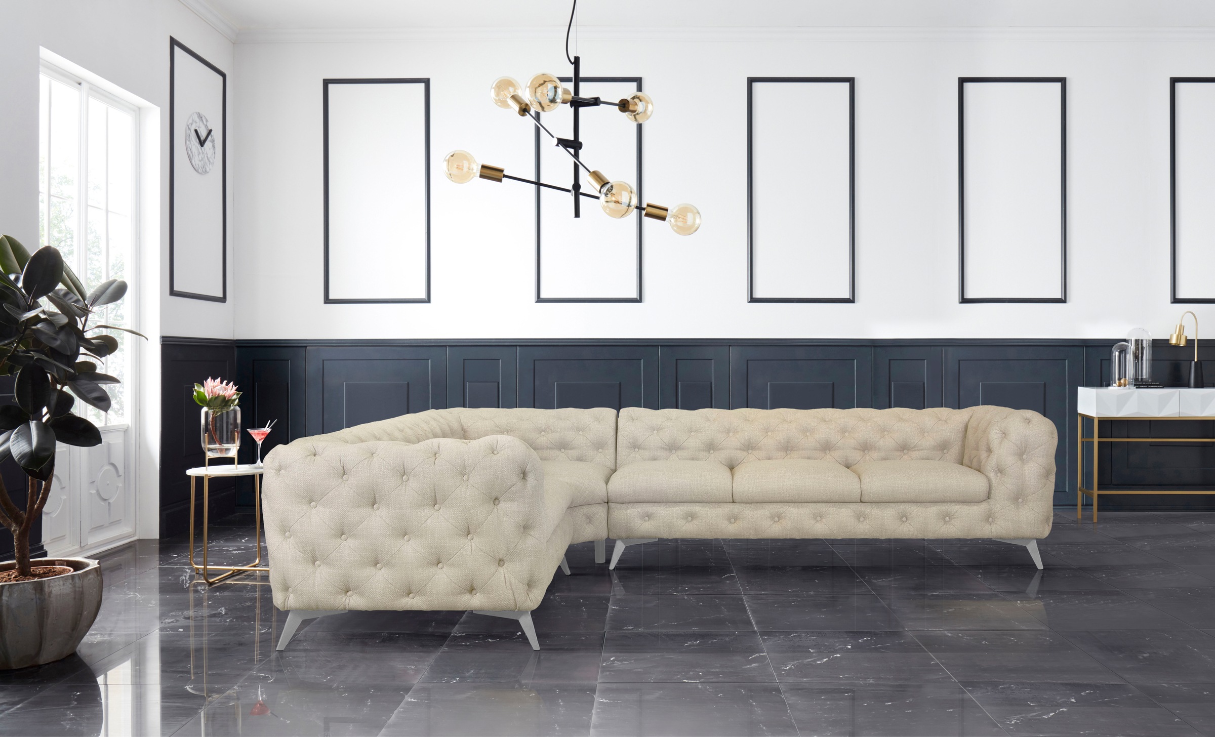 Leonique Chesterfield-Sofa »Ecksofa GLYNIS L-Form mit Wellenunterfederung, Maße B/T/H 323/264/75cm«, aufwändige Knopfheftung, moderne Chesterfield Optik, Fußfarbe wählbar