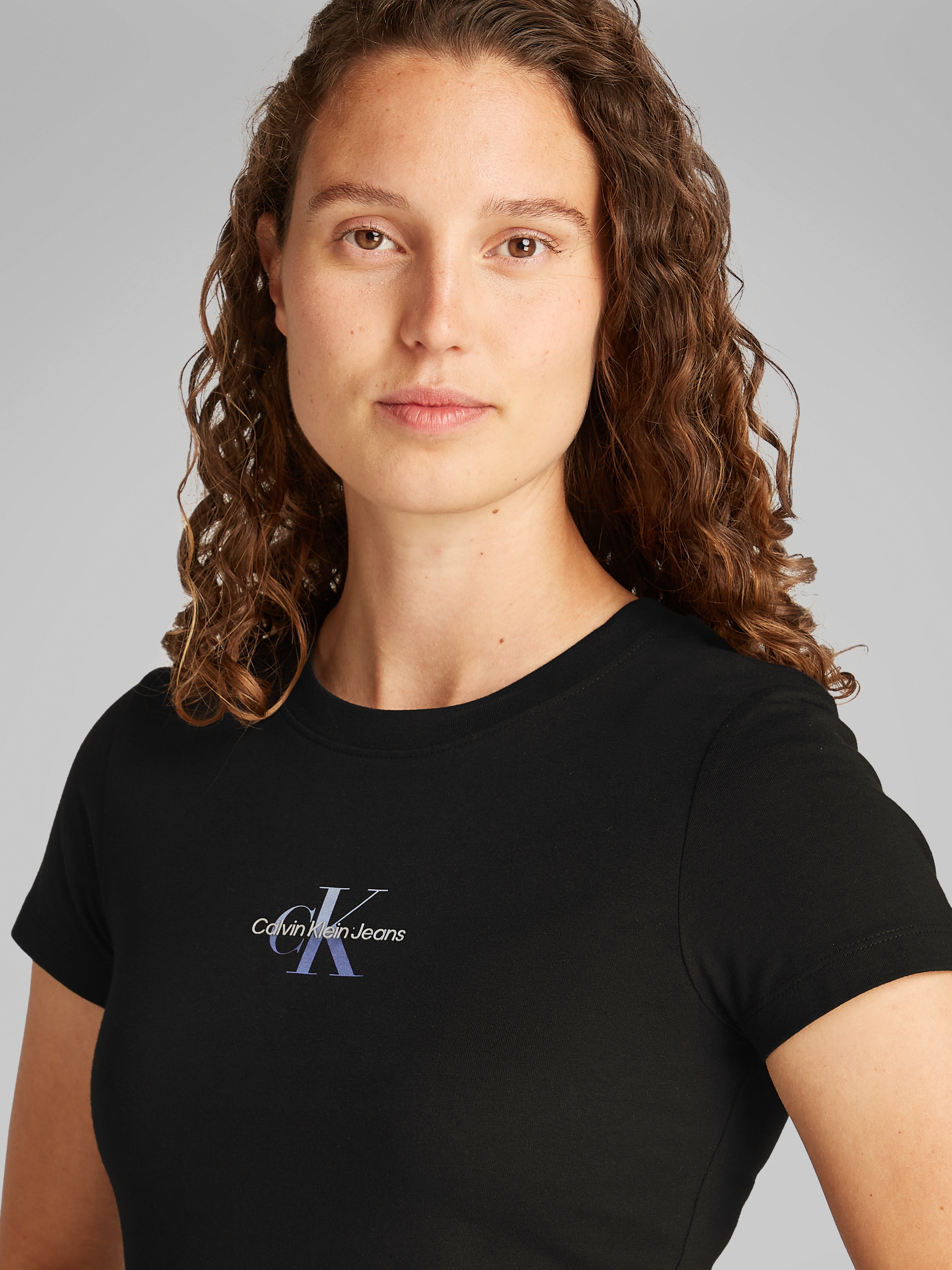 Calvin Klein Jeans T-Shirt »GRADIENT MONOLOGO SLIM TEE«, mit Logodruck