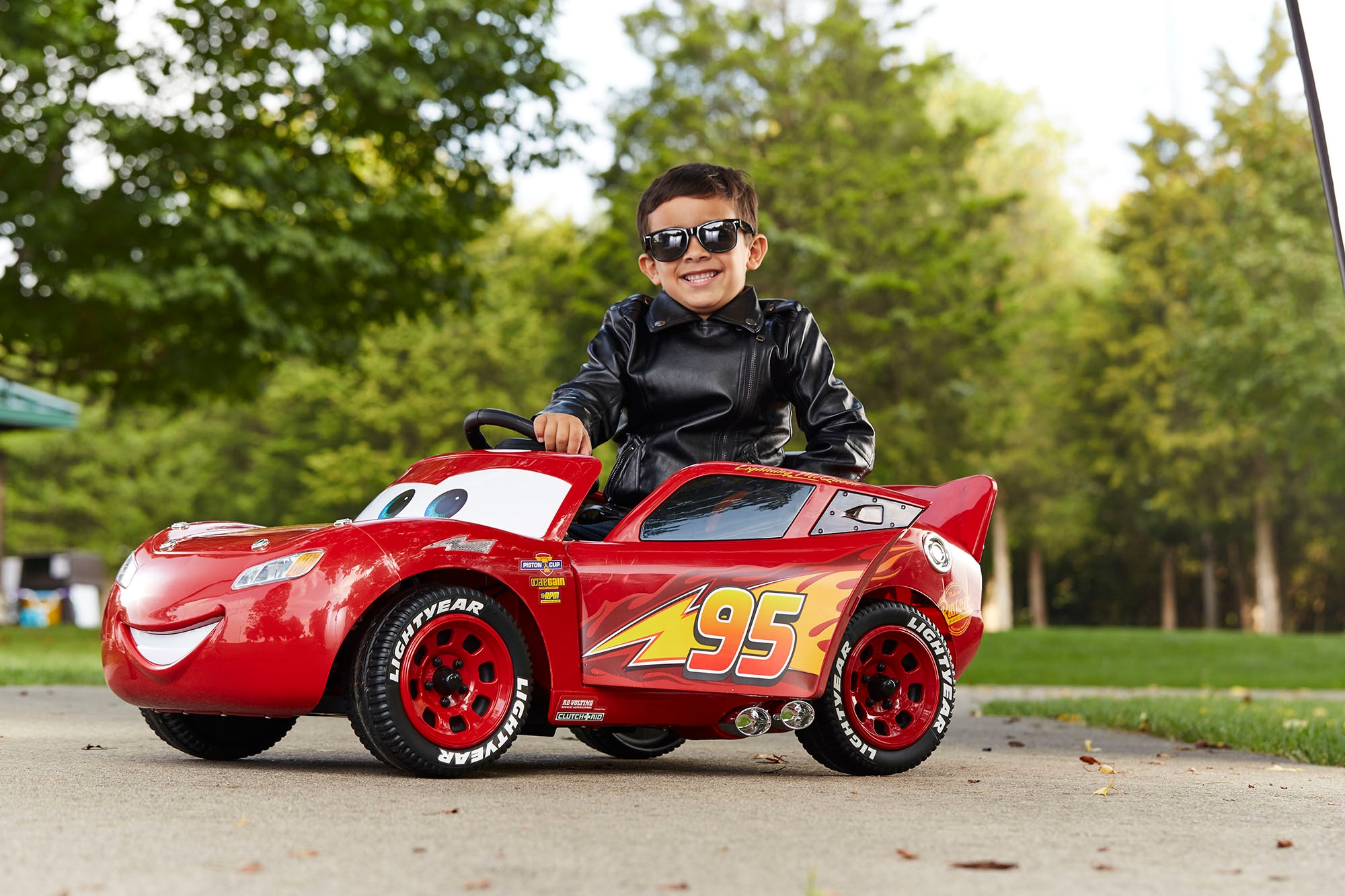 Huffy Elektro-Kinderauto »Cars Lightning McQueen Auto 7.2v« ab 3 Jahren bis 27 kg