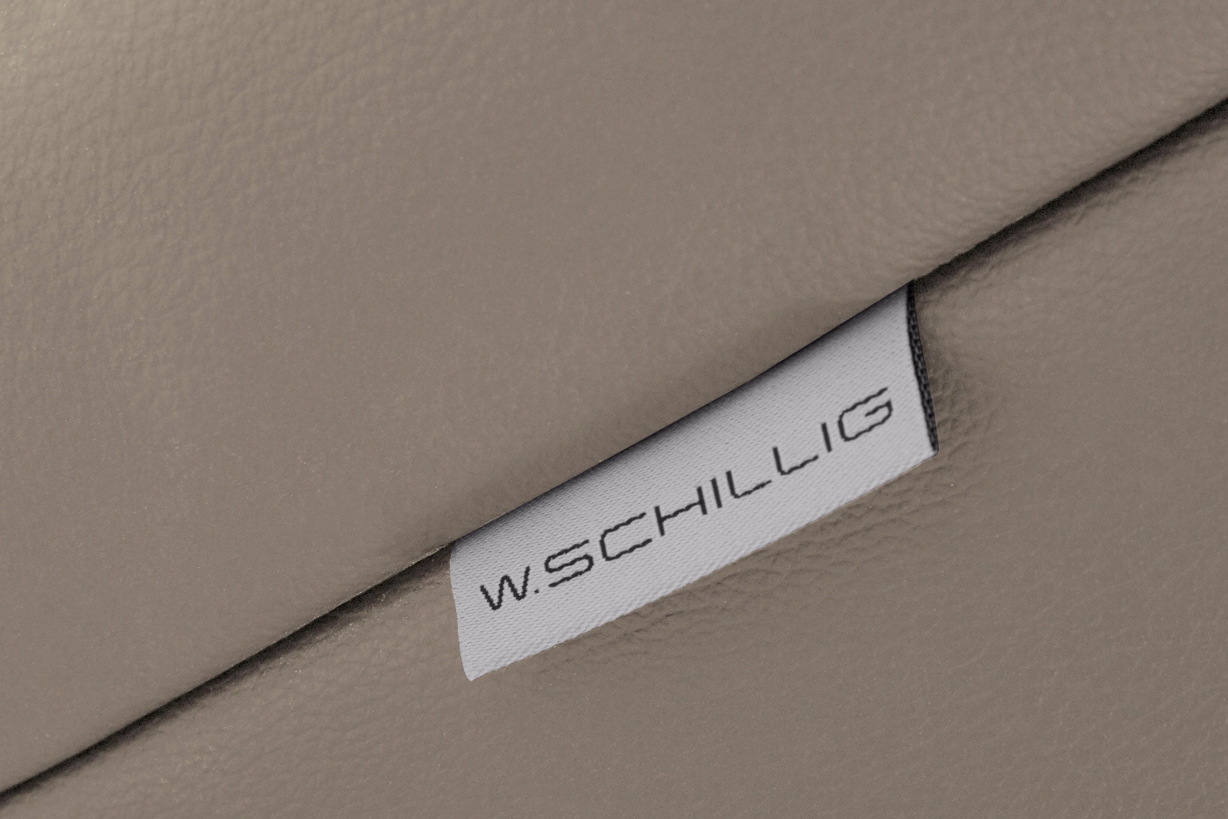 W.SCHILLIG 2-Sitzer »finn«, German Design Award 2016, Fußgestell Nussbaum natur, Breite 210 cm