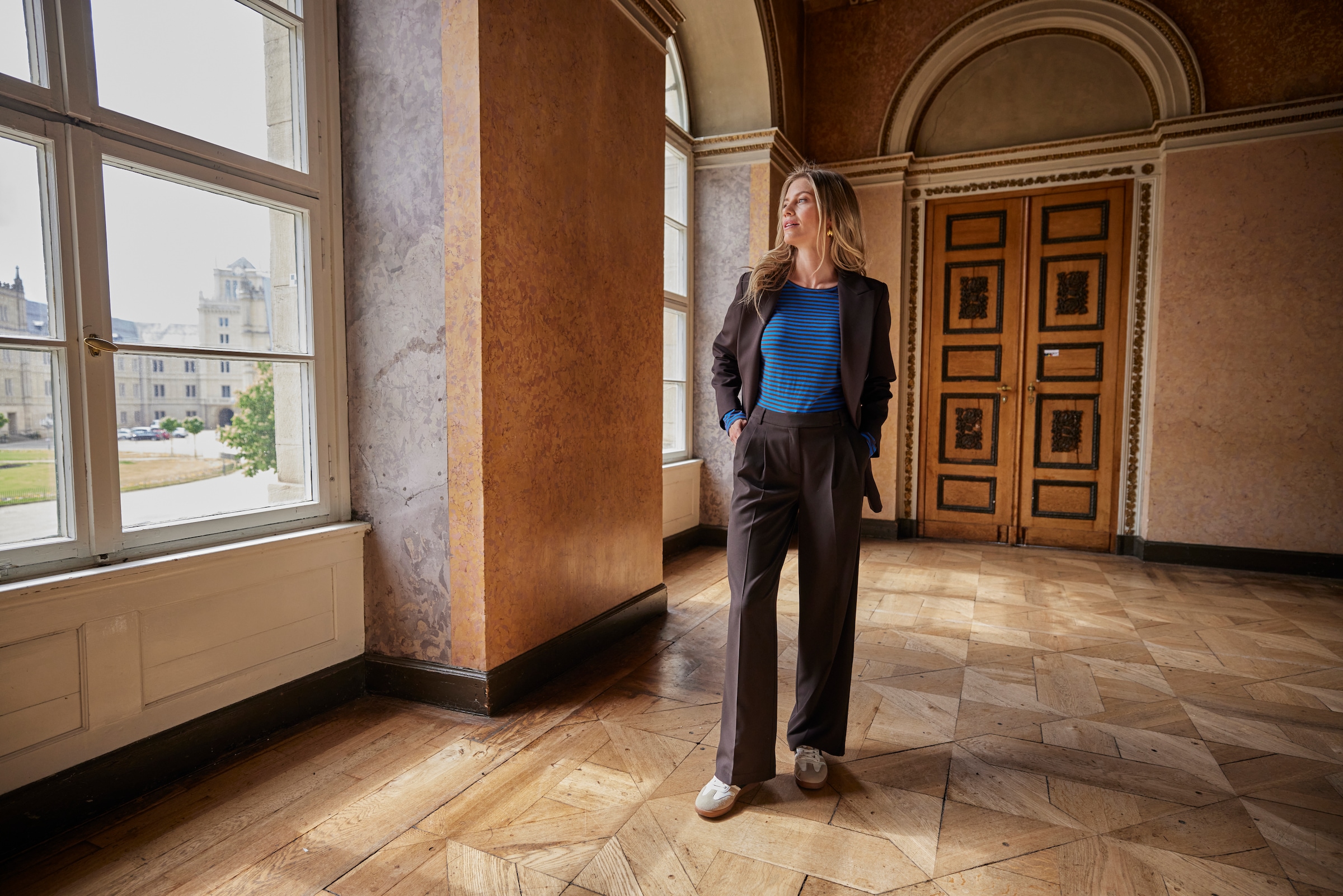 Aniston CASUAL Anzughose  mit Bundfalten