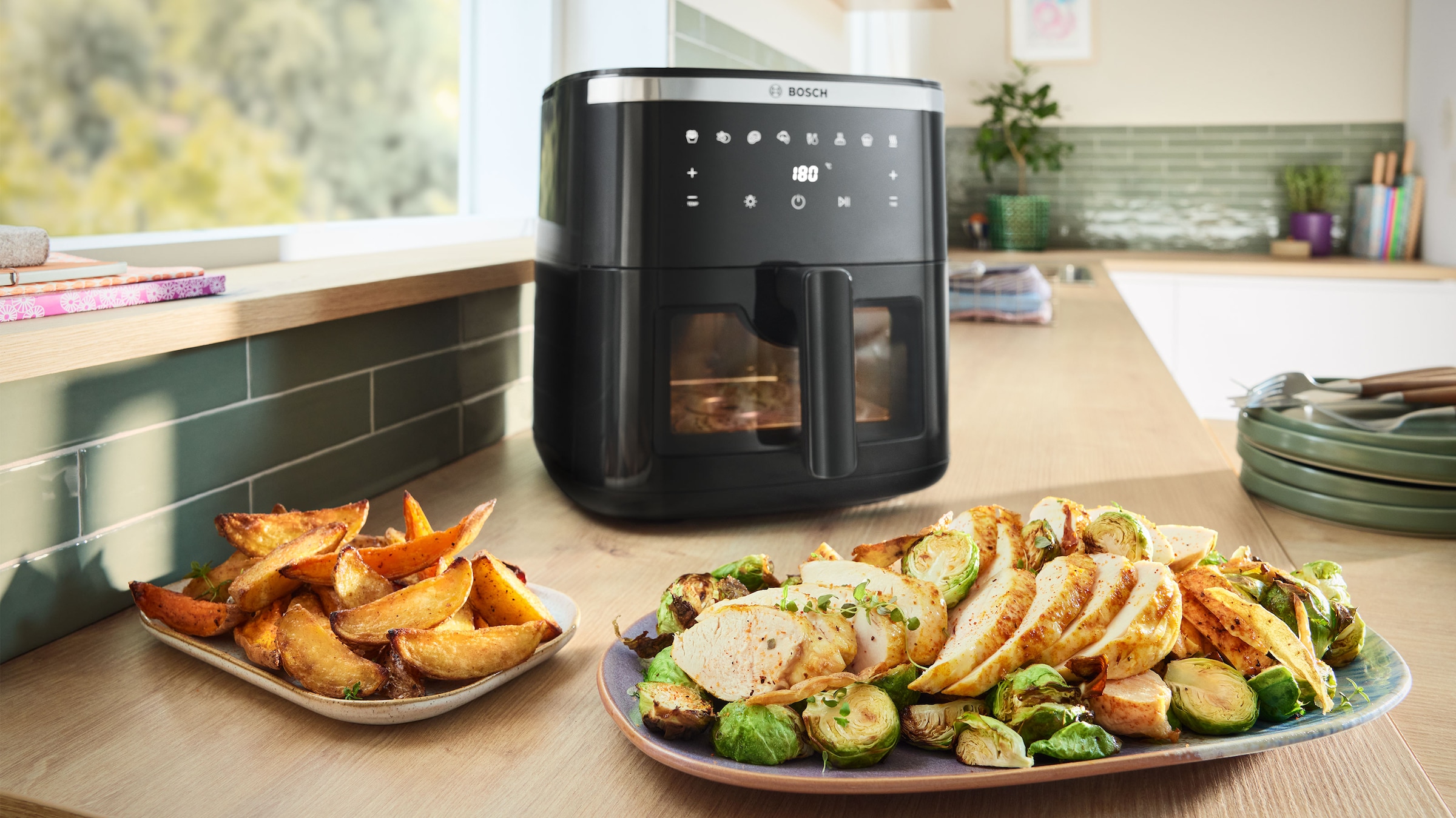 BOSCH Heißluftfritteuse »Air Fryer Serie 6, MAF671B0, 7,1l, Sichtfenster, 7 Programme, schwarz«, 1800 W, Innenlicht, Schüttelalarm, Korb spülm.geeignet, Heißluftfritteuse