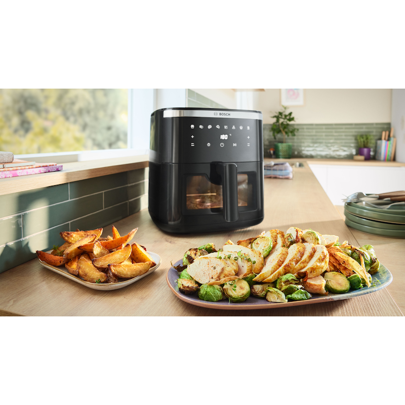 BOSCH Heißluftfritteuse »Air Fryer Serie 6, MAF671B0, 7, 2l, Sichtfenster, 7 Programme, schwarz« 1800 W Innenlicht, Schüttelalarm, Korb...