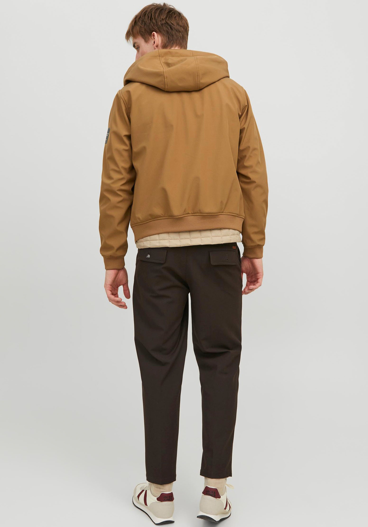Jack & Jones Softshelljacke »JJEBASIC SOFTSHELL HOOD NOOS«, mit Kapuze