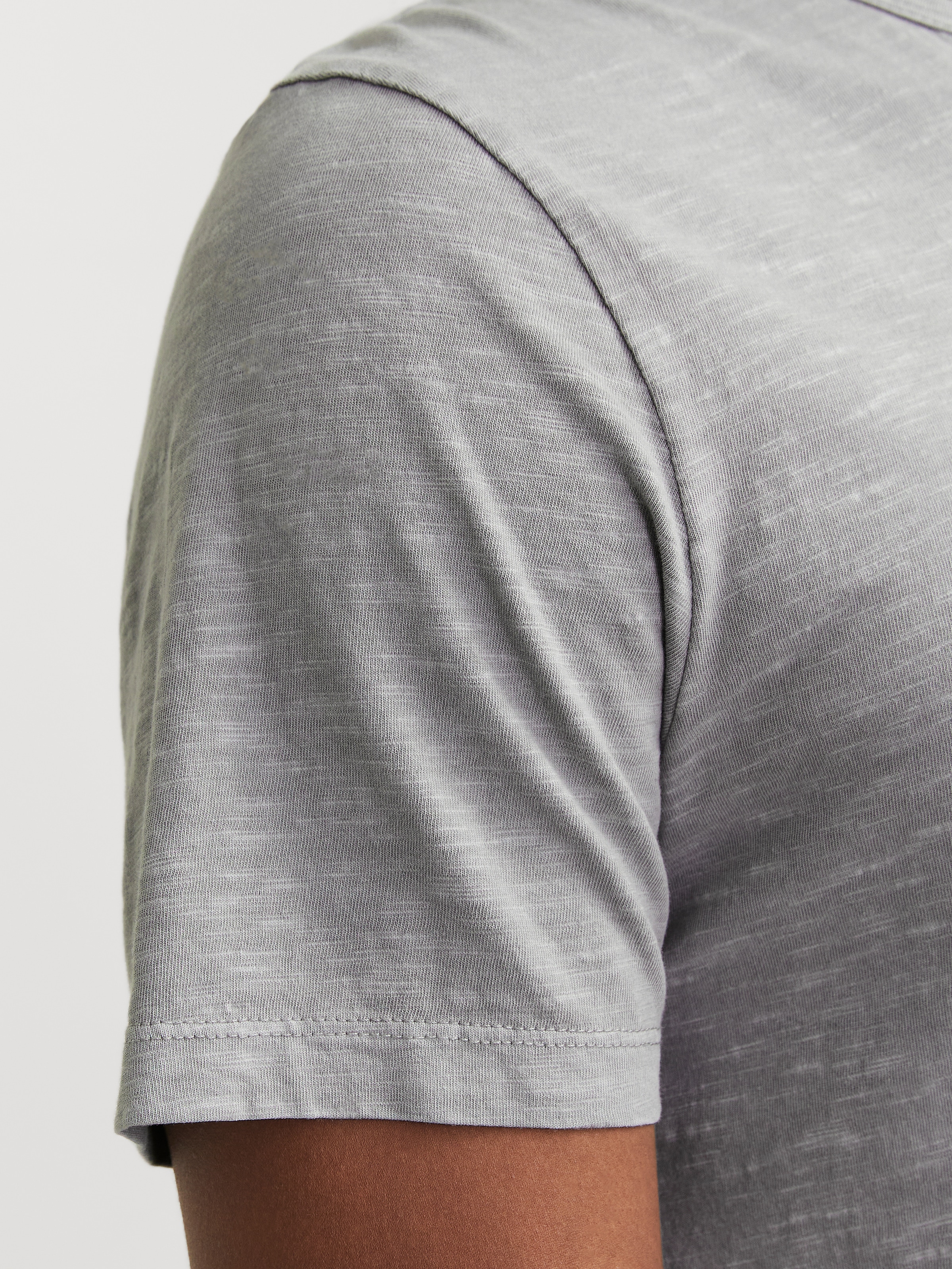 Jack & Jones T-Shirt »SPLIT NECK TEE« mit V-Ausschnitt