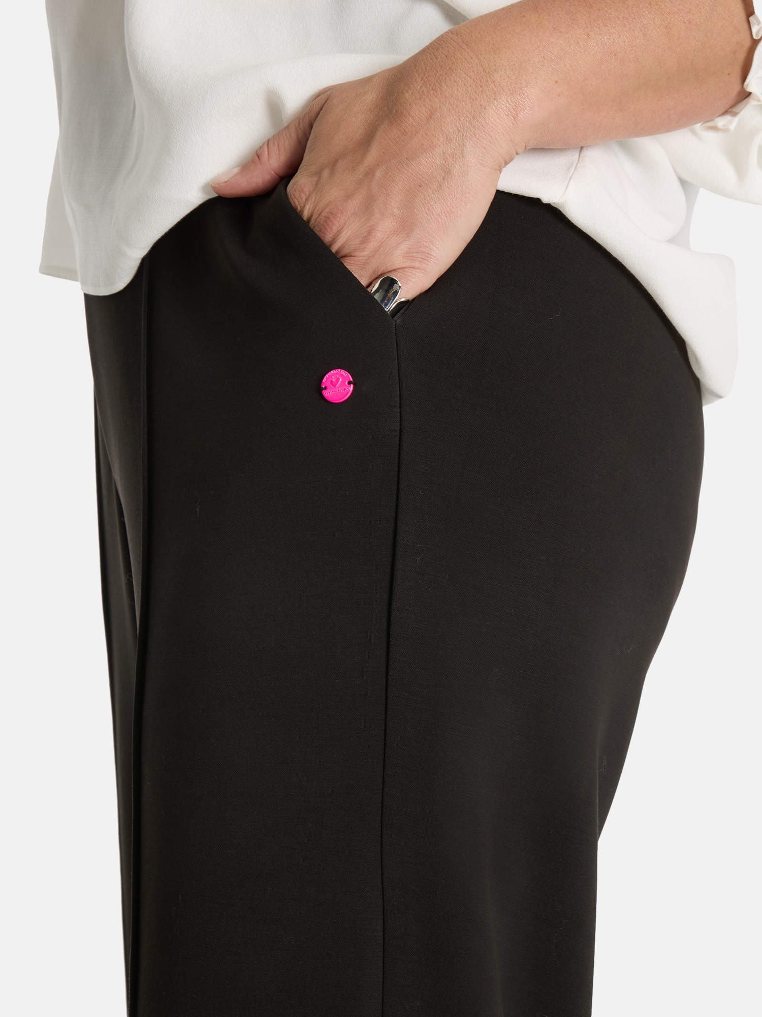 Lieblingsstück Stoffhose, mit weitem Bein