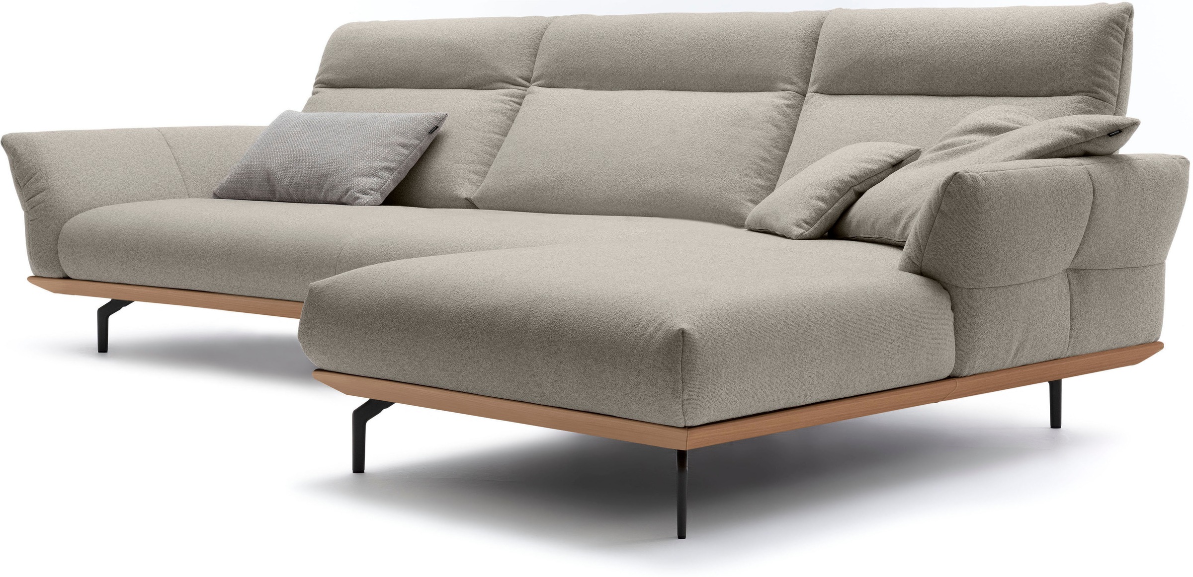 Creation BY ROLF BENZ Ecksofa »CR.460«, Sockel in Eiche, Winkelfüße in Umbragrau, Breite 338 cm
