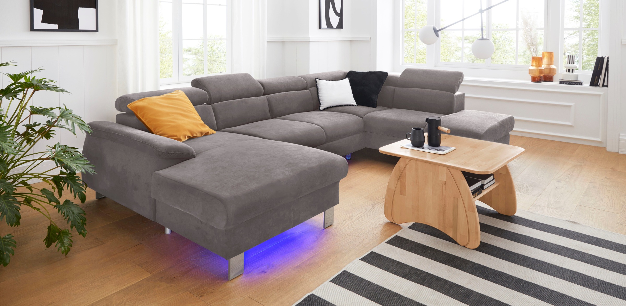 COTTA Polstergarnitur »Komaris U-Form«, (Set), Set bestehend aus: Wohnlandschaft mit Kopfteilverstellung & Hocker