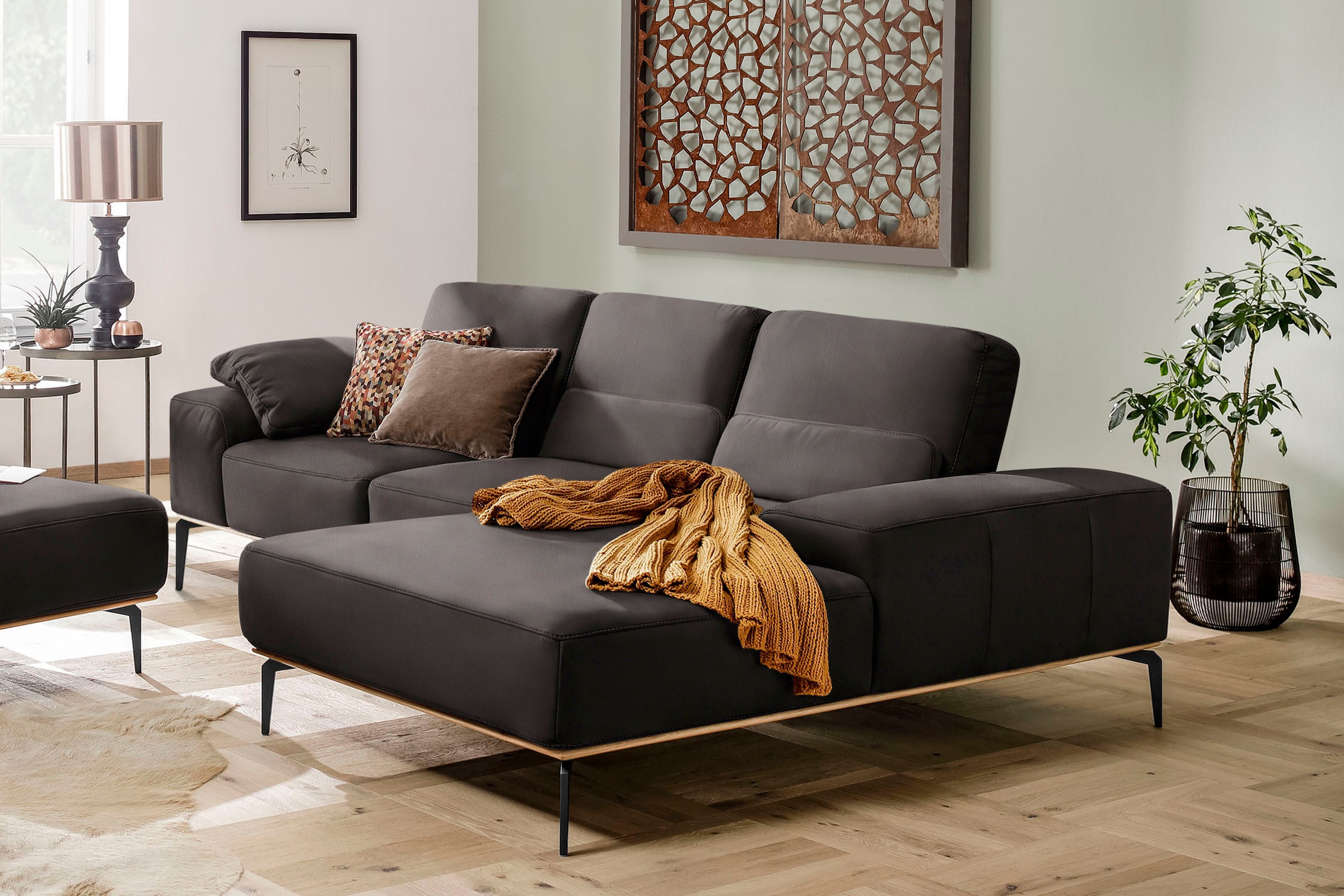 W.SCHILLIG Ecksofa »run, Designsofa mit tollem Sitzkomfort, bequem, L-Form«, mit Holzsockel, Füße in Schwarz pulverbeschichtet, Breite 279 cm