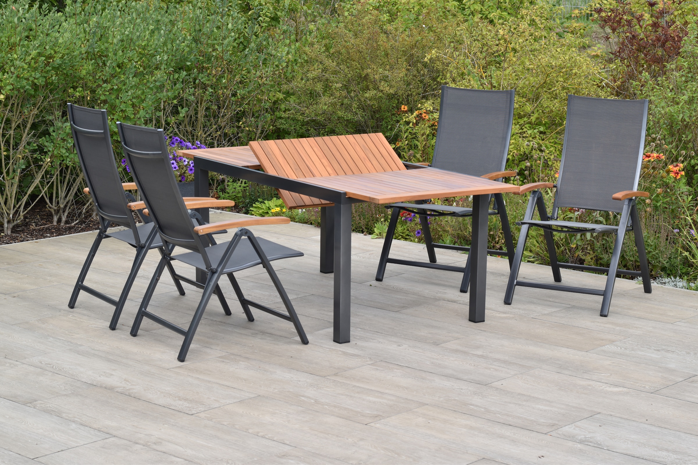 MERXX Garten-Essgruppe »»Toblino««, (Set, 5 tlg., 5-fach verstellbare Rückenlehne, pulverbeschichtetes Aluminiumgestell), Ausziehtisch: LxB: 150-200 x 90 cm