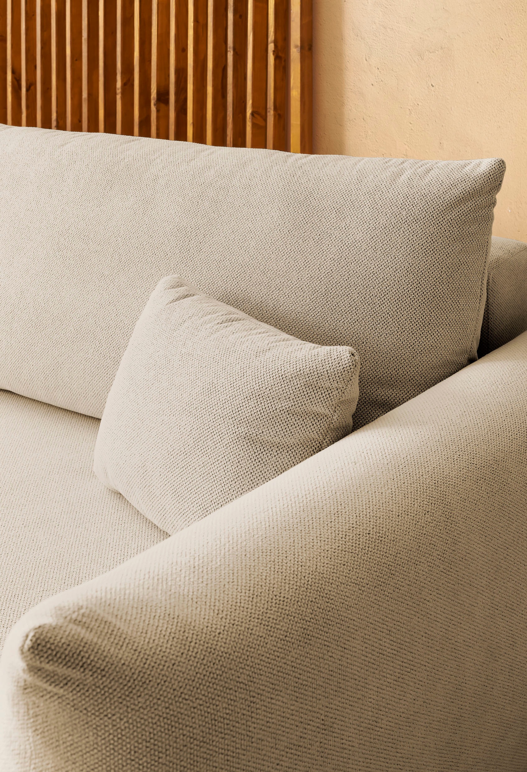 INOSIGN 3-Sitzer »MAVAS Schlafsofa mit Bettkasten«, ca.240/108cm (Liegefläche 212/145 cm), Cord, Chenille, Struktur