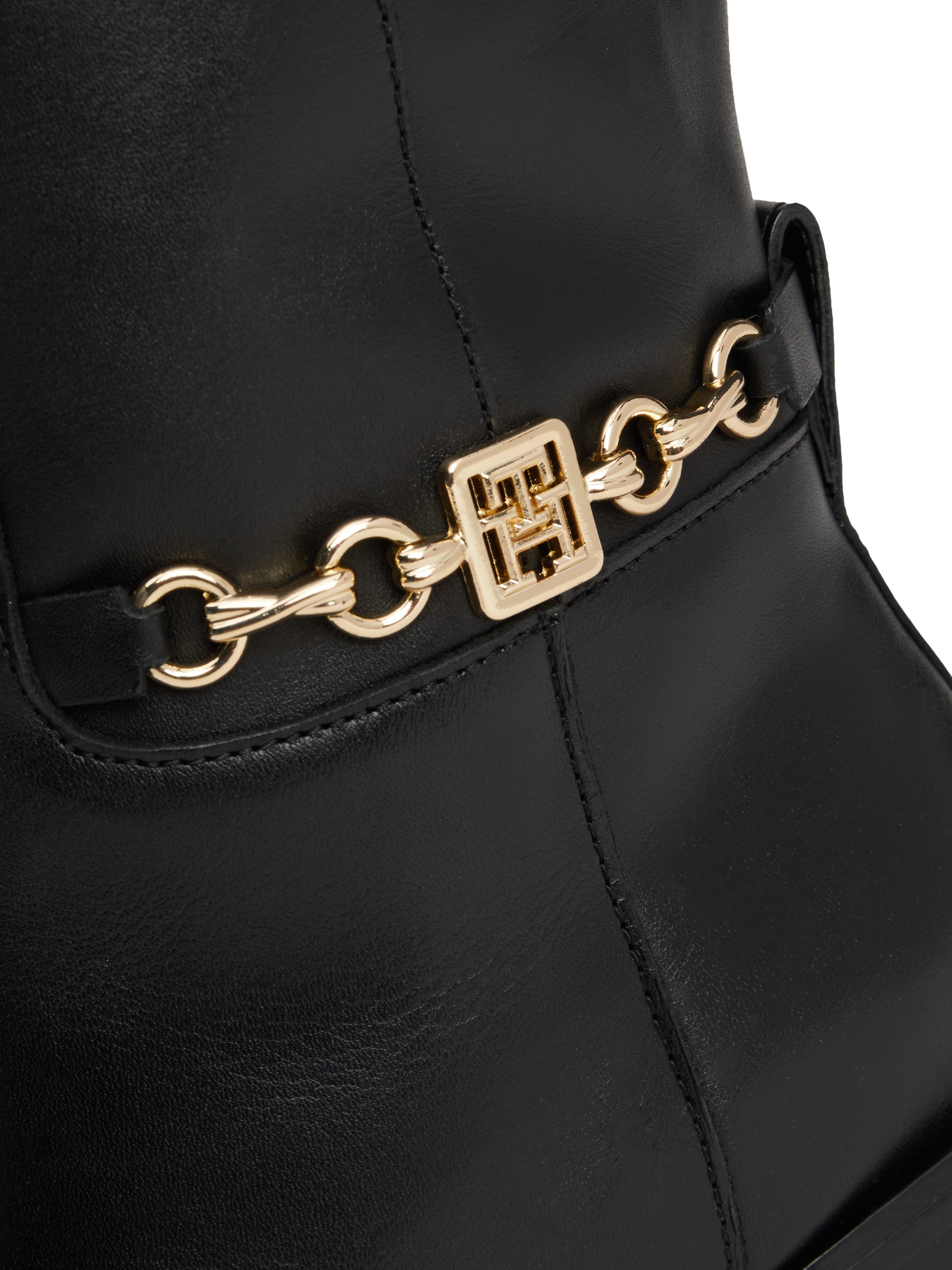 Tommy Hilfiger Stiefel »TH CHAIN LEATHER LONG BOOT«, Blockabsatz, Langschaftstiefel mit seitlicher Schmuckspange