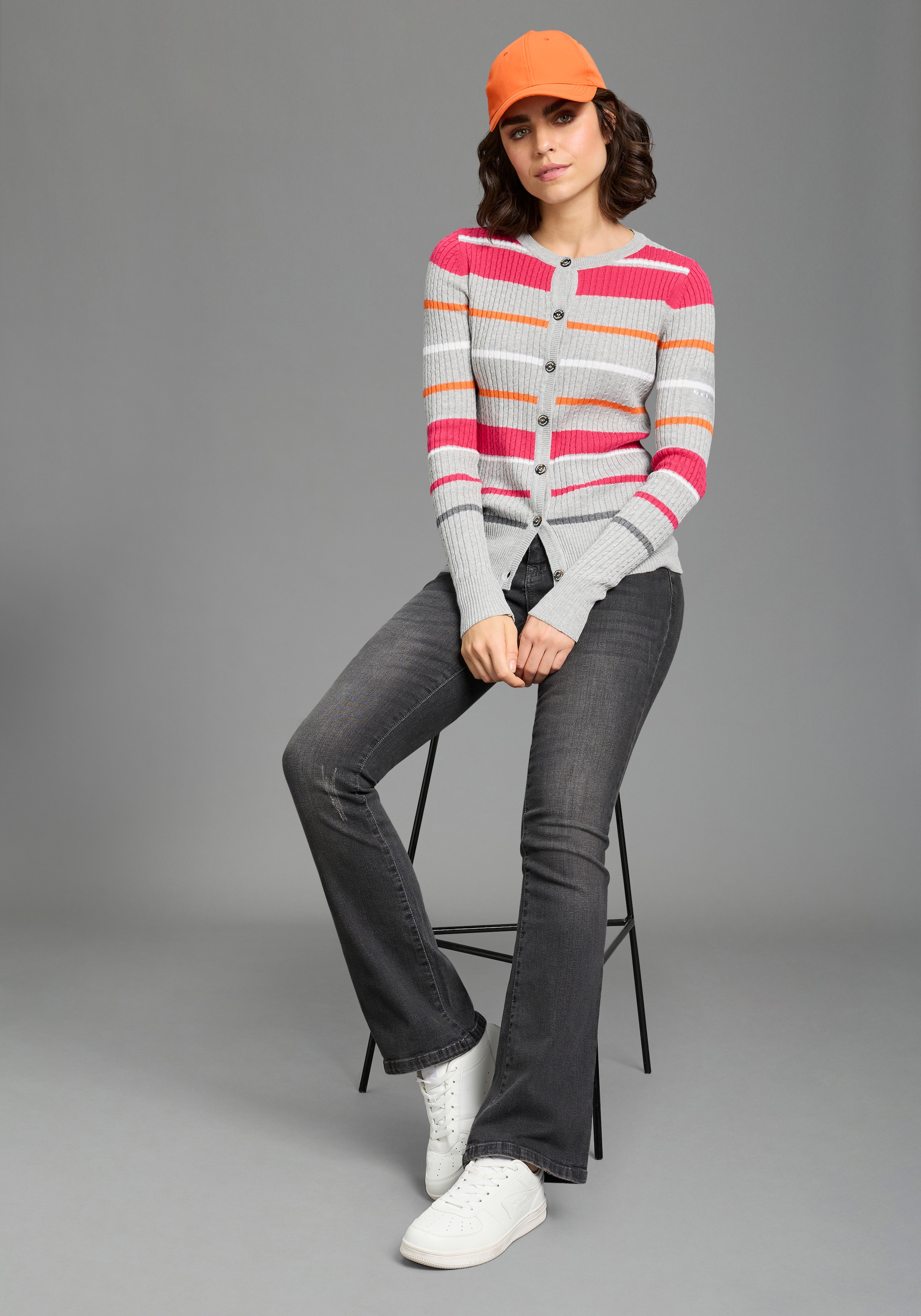 KangaROOS Strickjacke mit Zopfmuster und Streifen