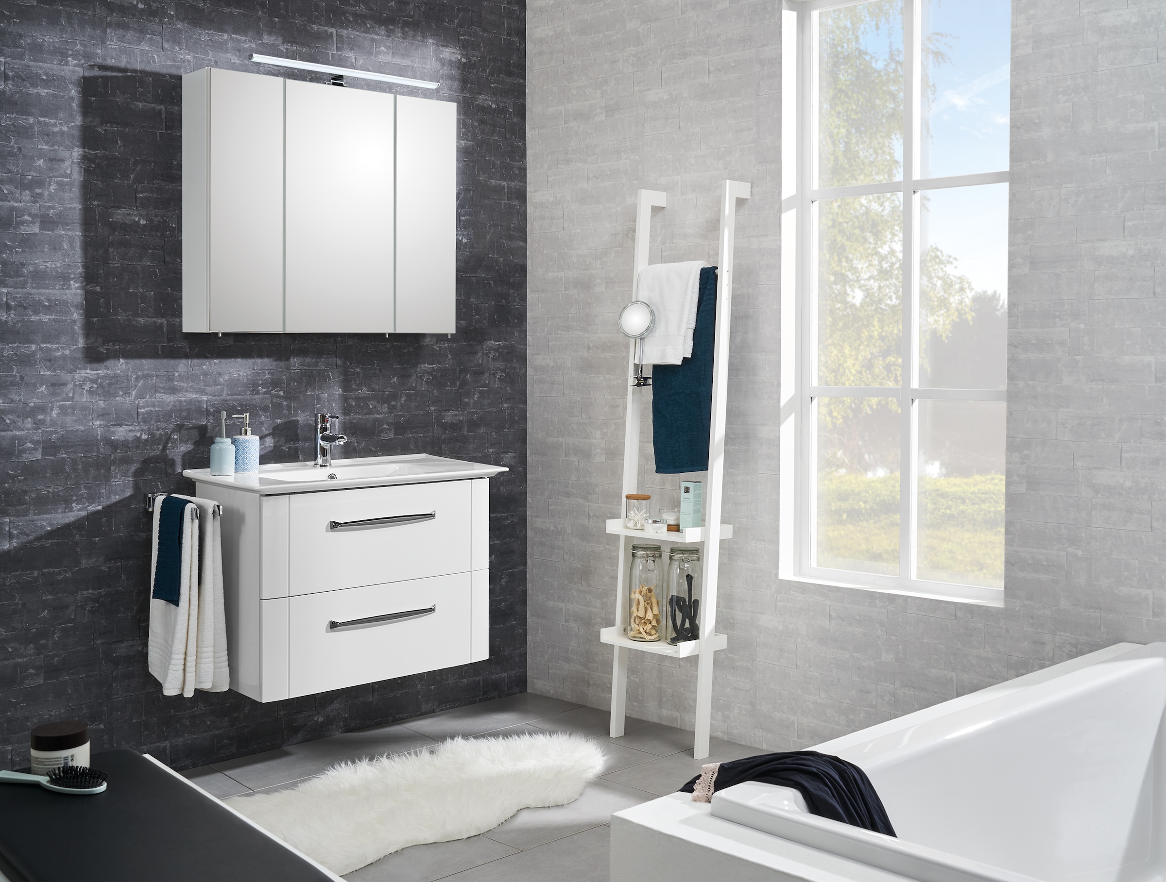 Saphir Badmöbel-Set »Badmöbel-Set 2-teilig Keramik-Waschtisch mit LED-Spieg günstig online kaufen