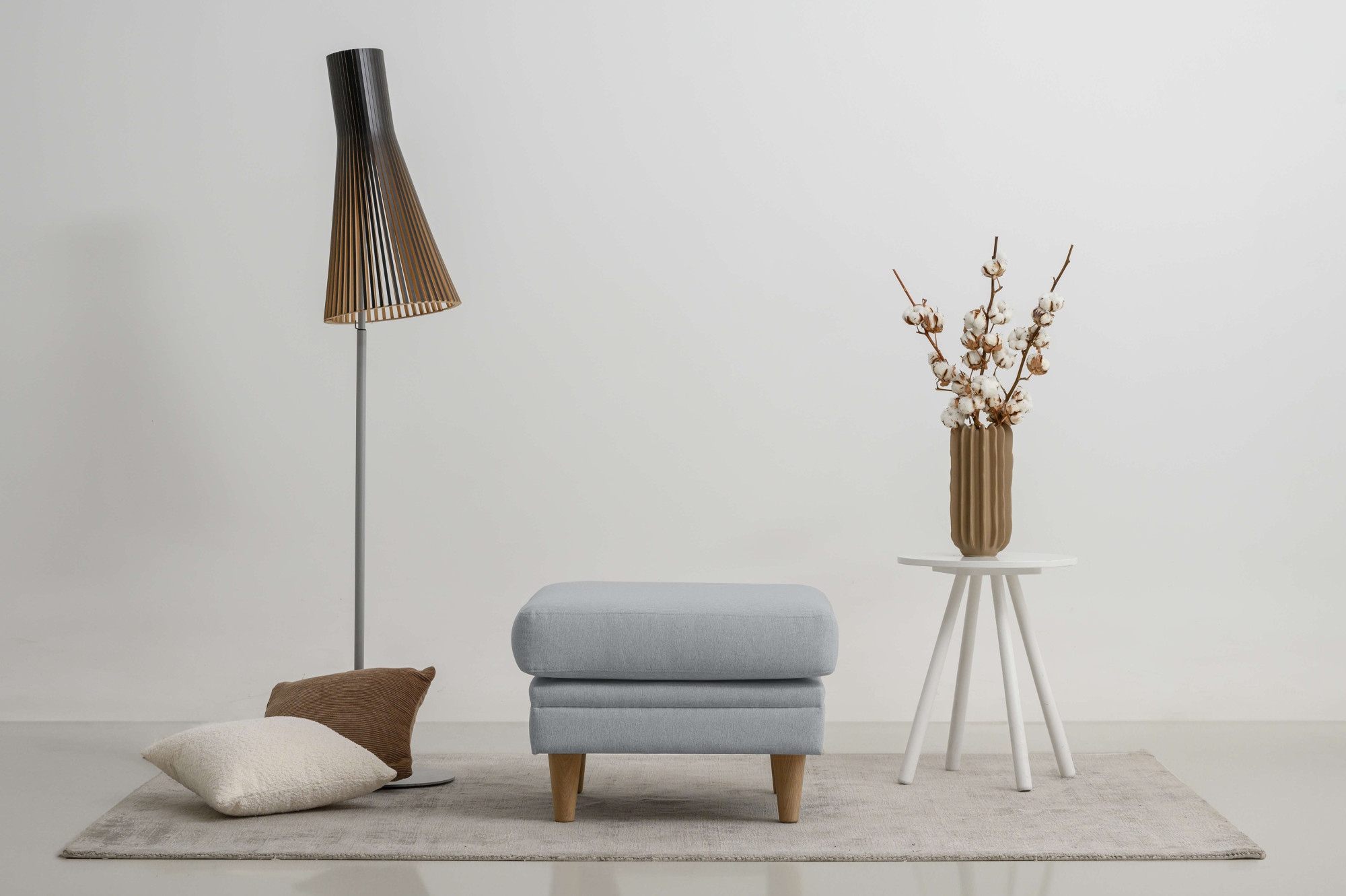 Home affaire Polsterhocker »Arellano, Breite 63 cm« 1 Stk. tlg. klassisches Design, mit Massivholzfüßen, Webstoff fein, Chenille