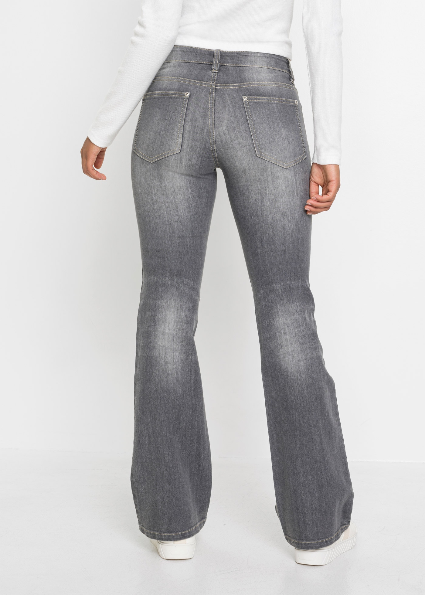 bonprix Schlagjeans »Flared-Jeans Mid Waist« Regular Fit, Mid Waist, mit Elasthan-Anteil