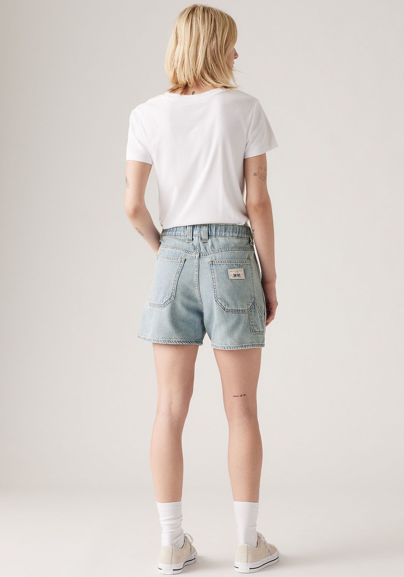 Levi's® Jeansshorts »FW CARPENTER SHORT«, mit Teilungsnähten