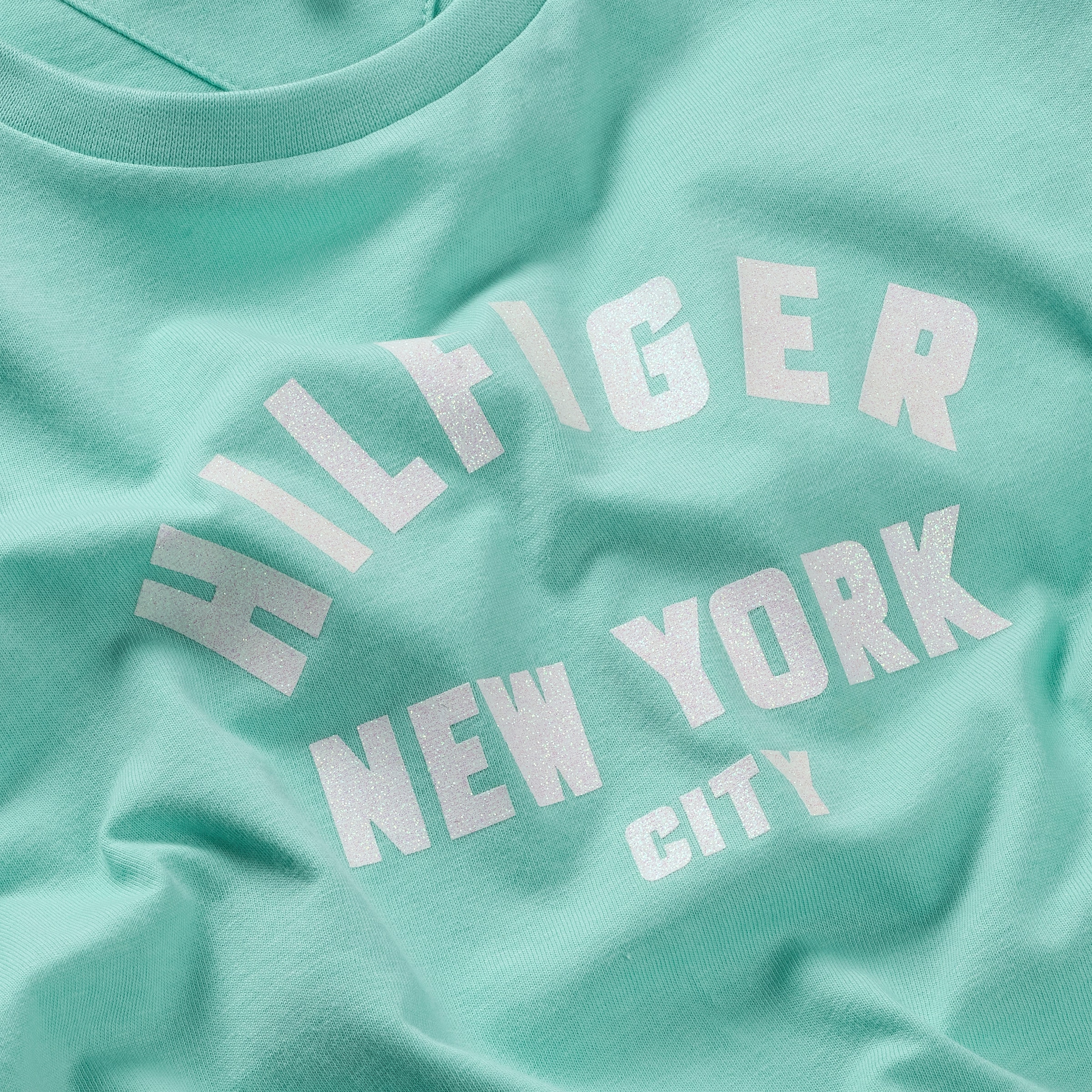 Tommy Hilfiger T-Shirt »HILFIGER GRAPHIC T-SHIRT«, für Kinder bis 16 Jahre, mit großem Druck