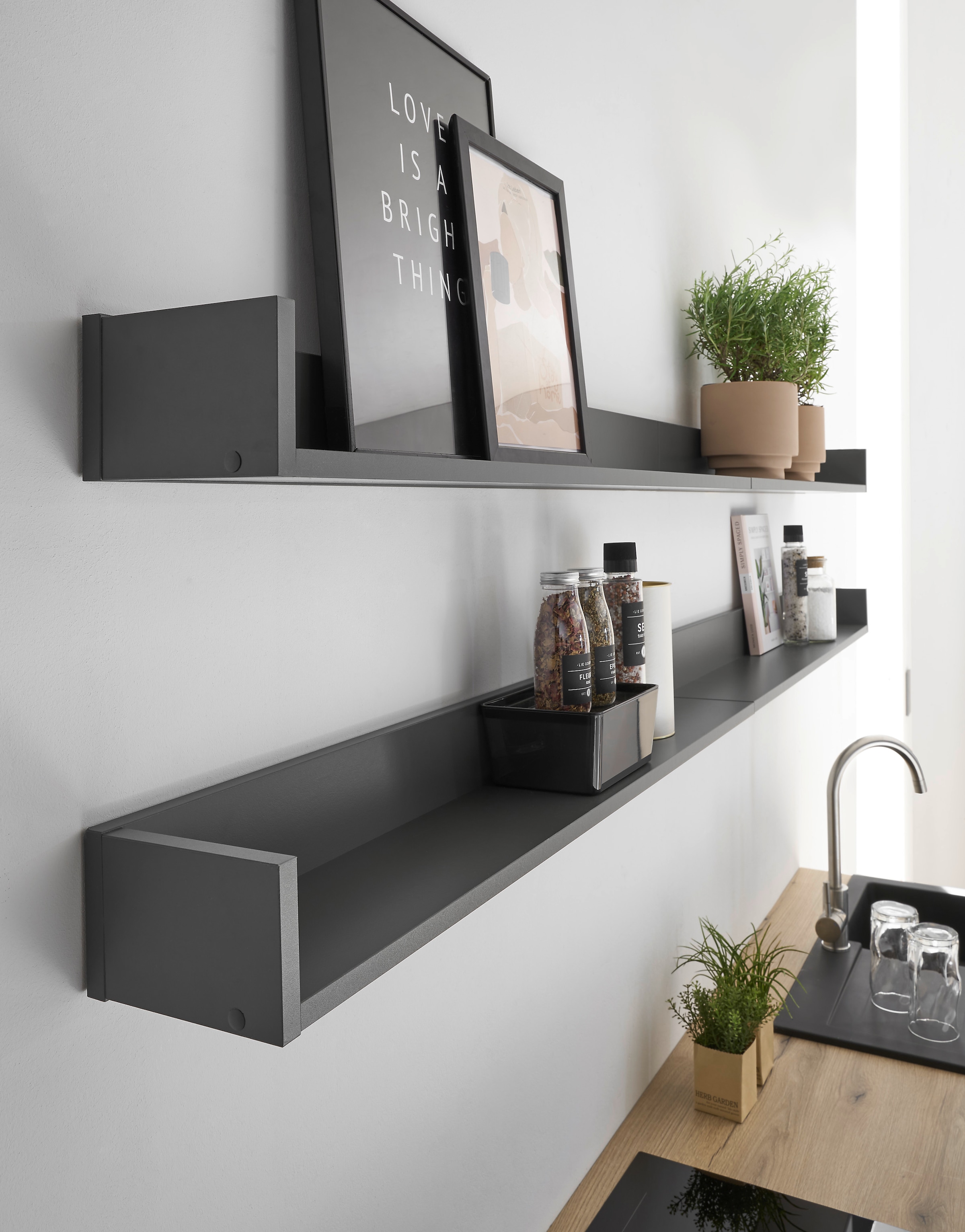 BASIC by Balculina Küchenzeile »Mykonos, Küchenzeile BxHxT 326x205x60«, Breite 326 cm, wahlweise mit E-Geräten, mit Softclose-Funktion