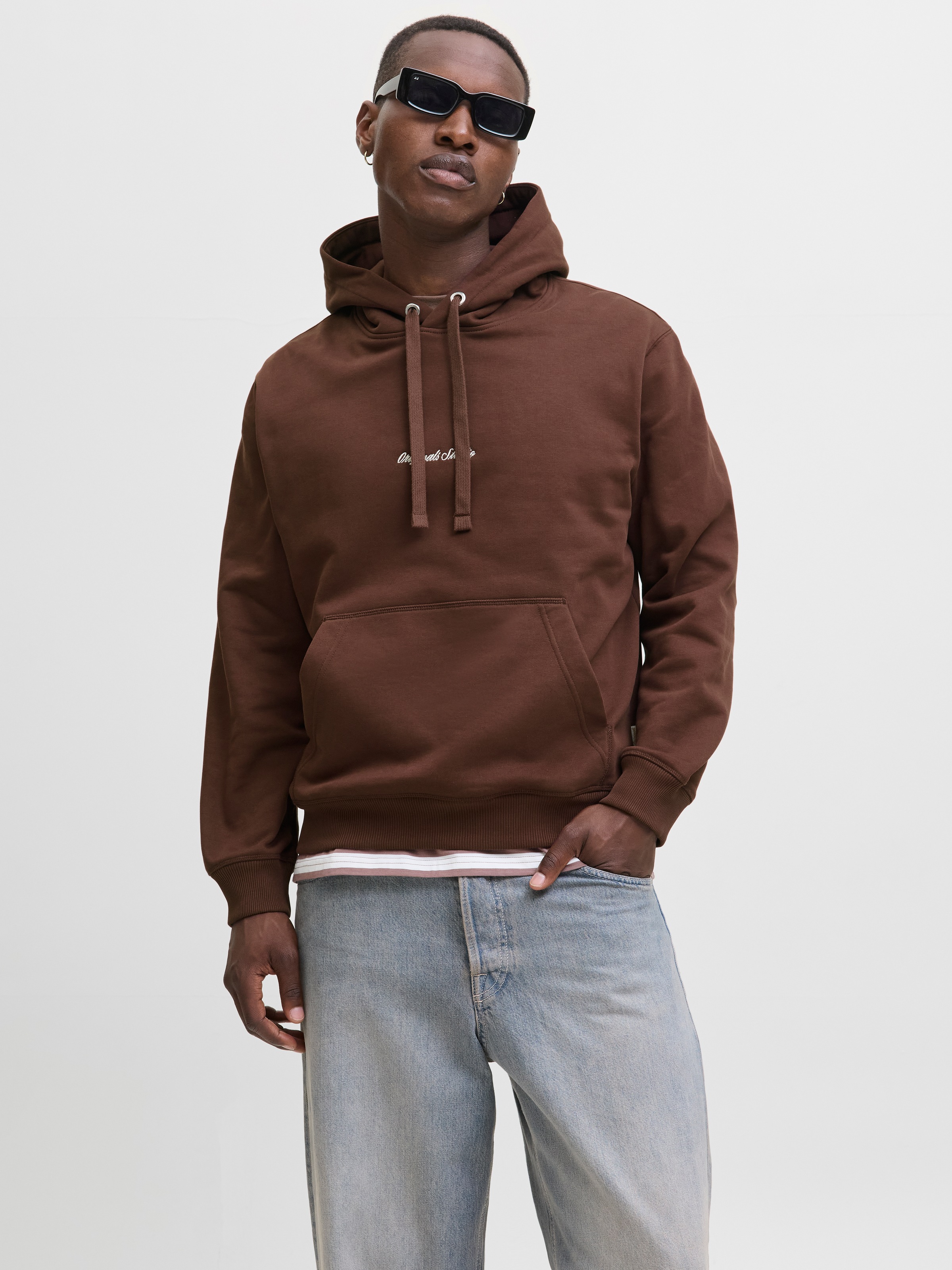 Jack & Jones Kapuzensweatshirt »JORNORREBRO EMB SWEAT HOOD NOOS«, mit Logo Print
