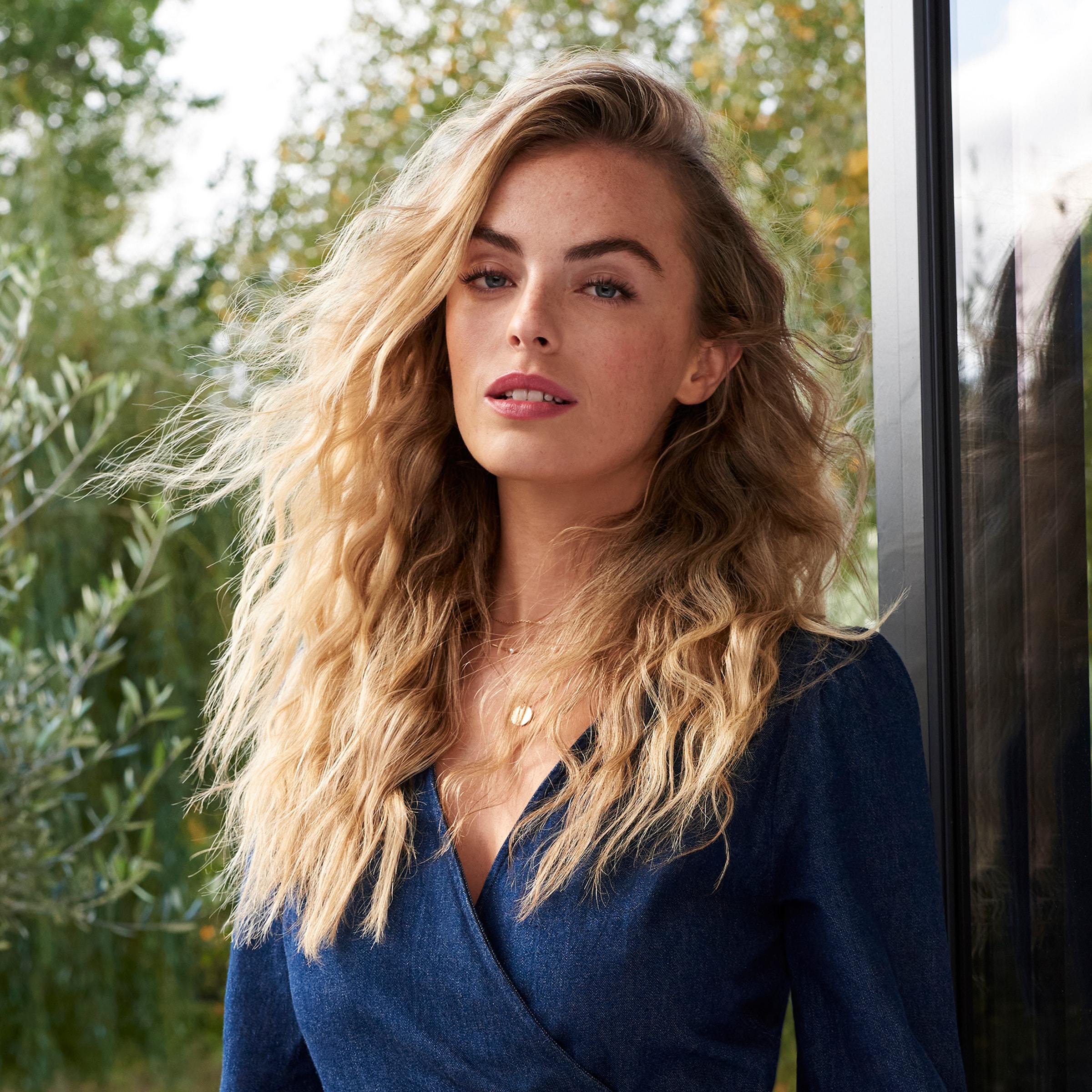 BaByliss Welleneisen »Deep Waves Welleneisen für große Wellen / Beach Waves, W2447E« Turmalin-Keramik, Lockenstab, 3 Temperaturen bis 200°C, Wellenstyler