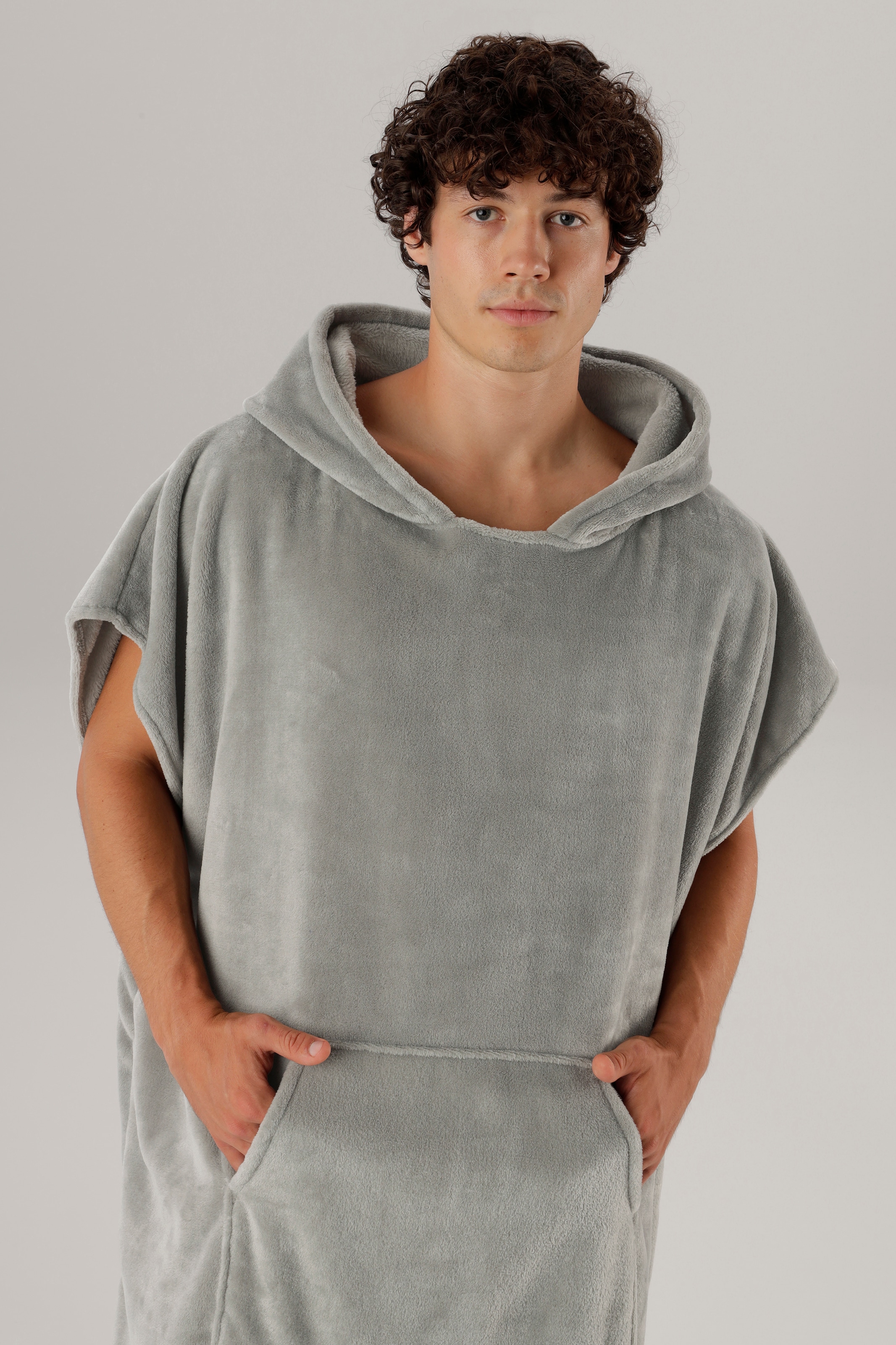 OTTO home Badeponcho »Miia, Surfponcho ideal für Sauna, Spa & im Urlaub« 1 Stk. weich und kuschelig, plüsch, Unisex, für Damen und Herren