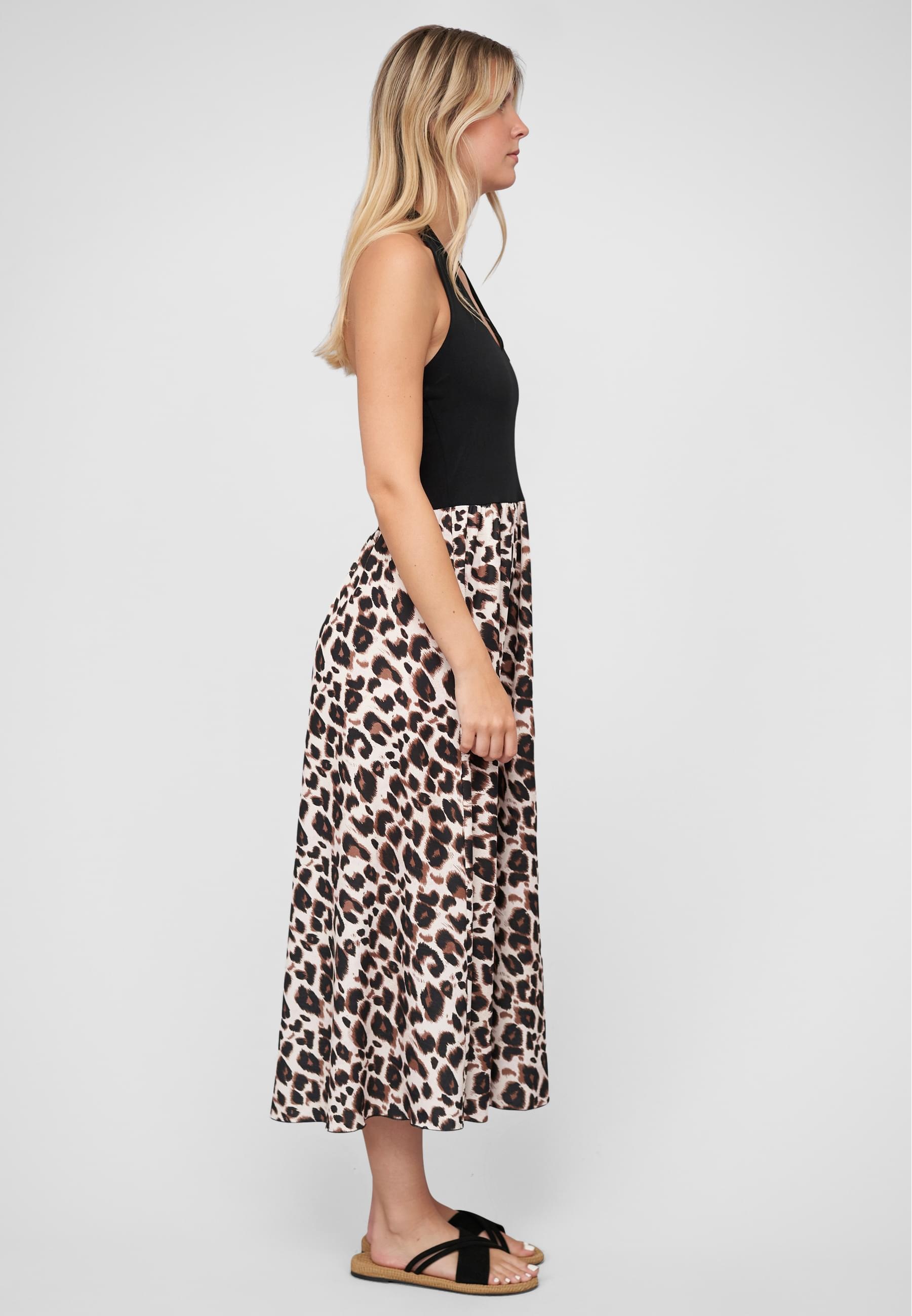 CLOUD 5IVE Shirtkleid »CLOUD 5IVE Maxi Neckholder-Dress with leo print« 1 Stk. tlg.