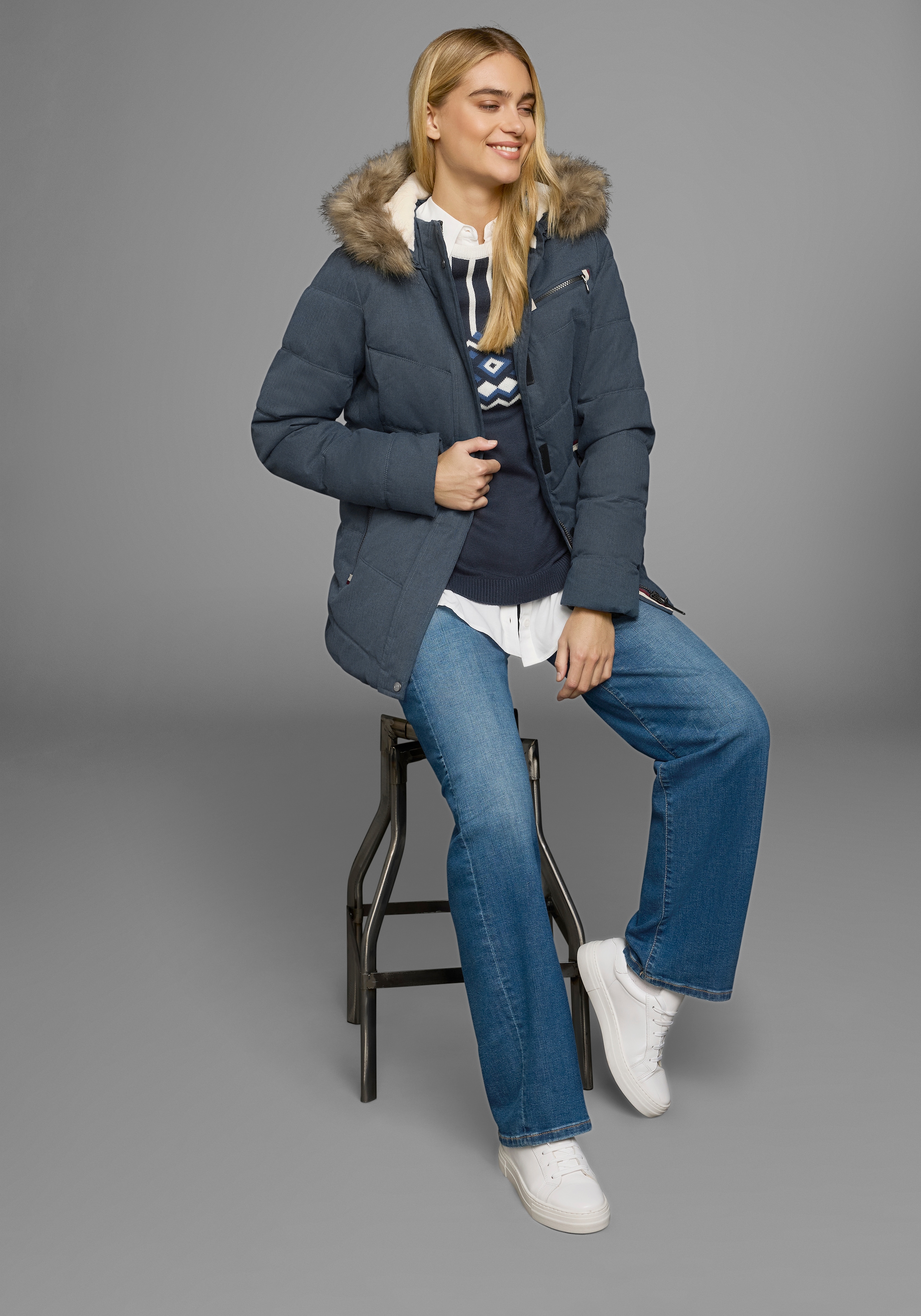 Polarino Steppjacke mit Kapuze mit abnehmbarer Kapuze,  mit Fellimitat,  viele Taschen