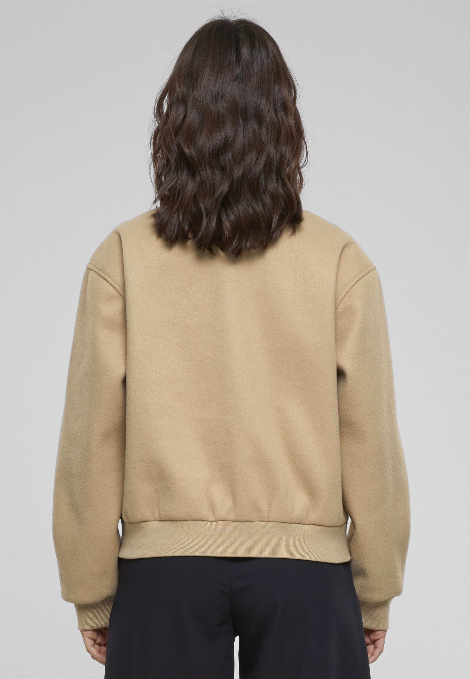 URBAN CLASSICS Allwetterjacke »Urban Classics Damen Ladies Boxy Jacket« 1 Stk. tlg. ohne Kapuze