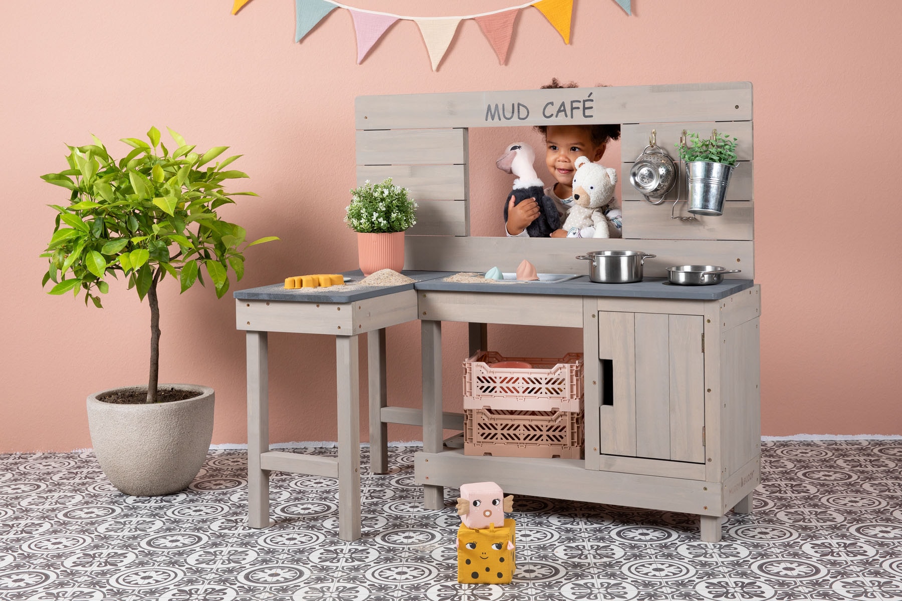 MUDDY BUDDY® Outdoor-Spielküche »Matschküche Coffee Corner« Dieses Produkt besteht aus FSC®-zertifiziertem Material.