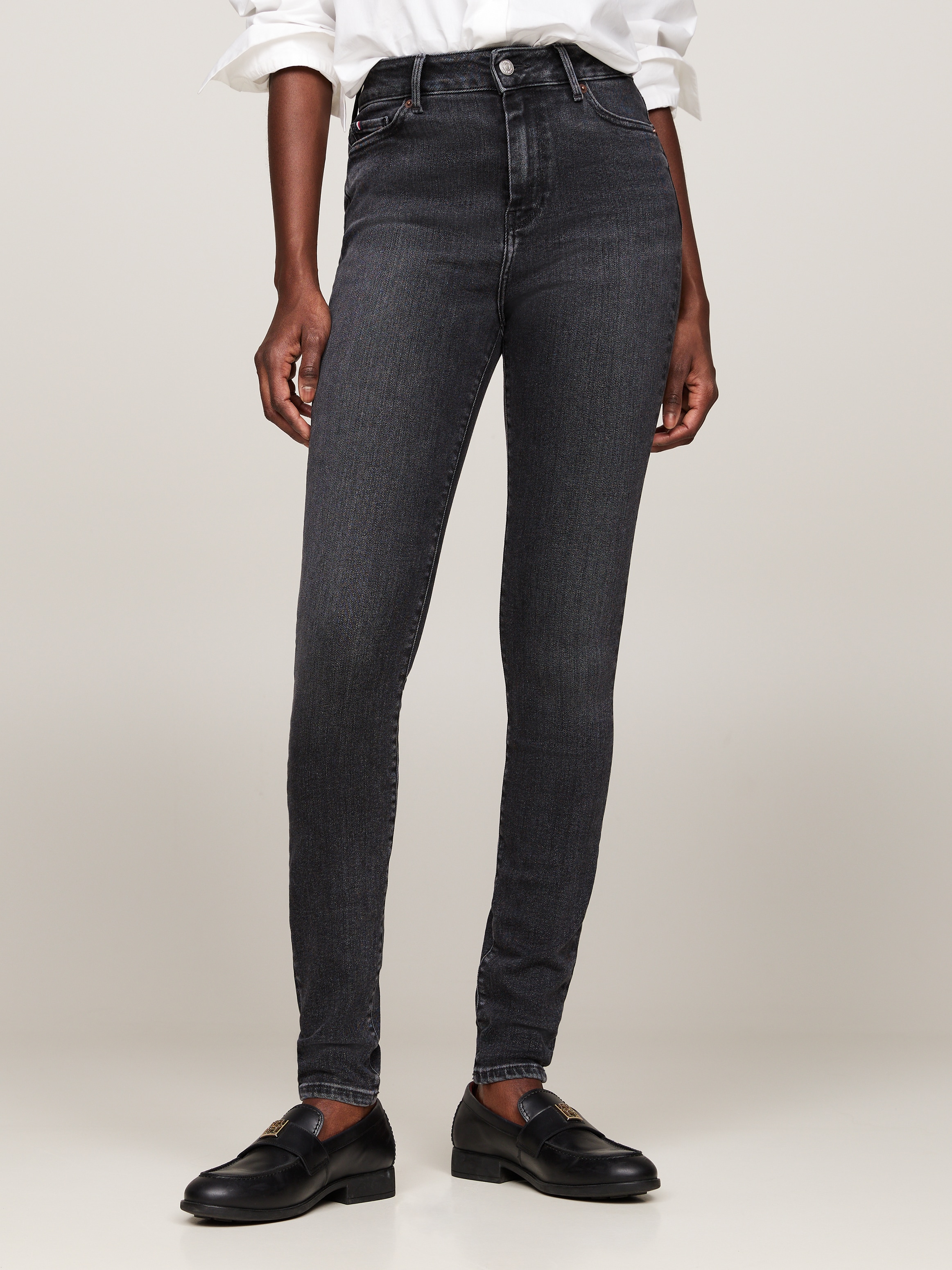 Tommy Hilfiger Skinny-fit-Jeans »HARLEM U SKINNY HW CAL«, mit Tommy Hilfiger Logo-Badge