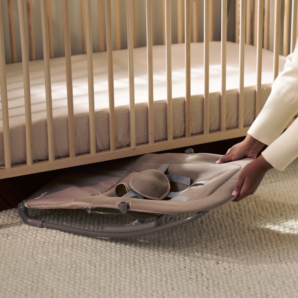 ingenuity Babywippe »Nestle™ Vibrating Rocker« bis 9 kg mit Vibration