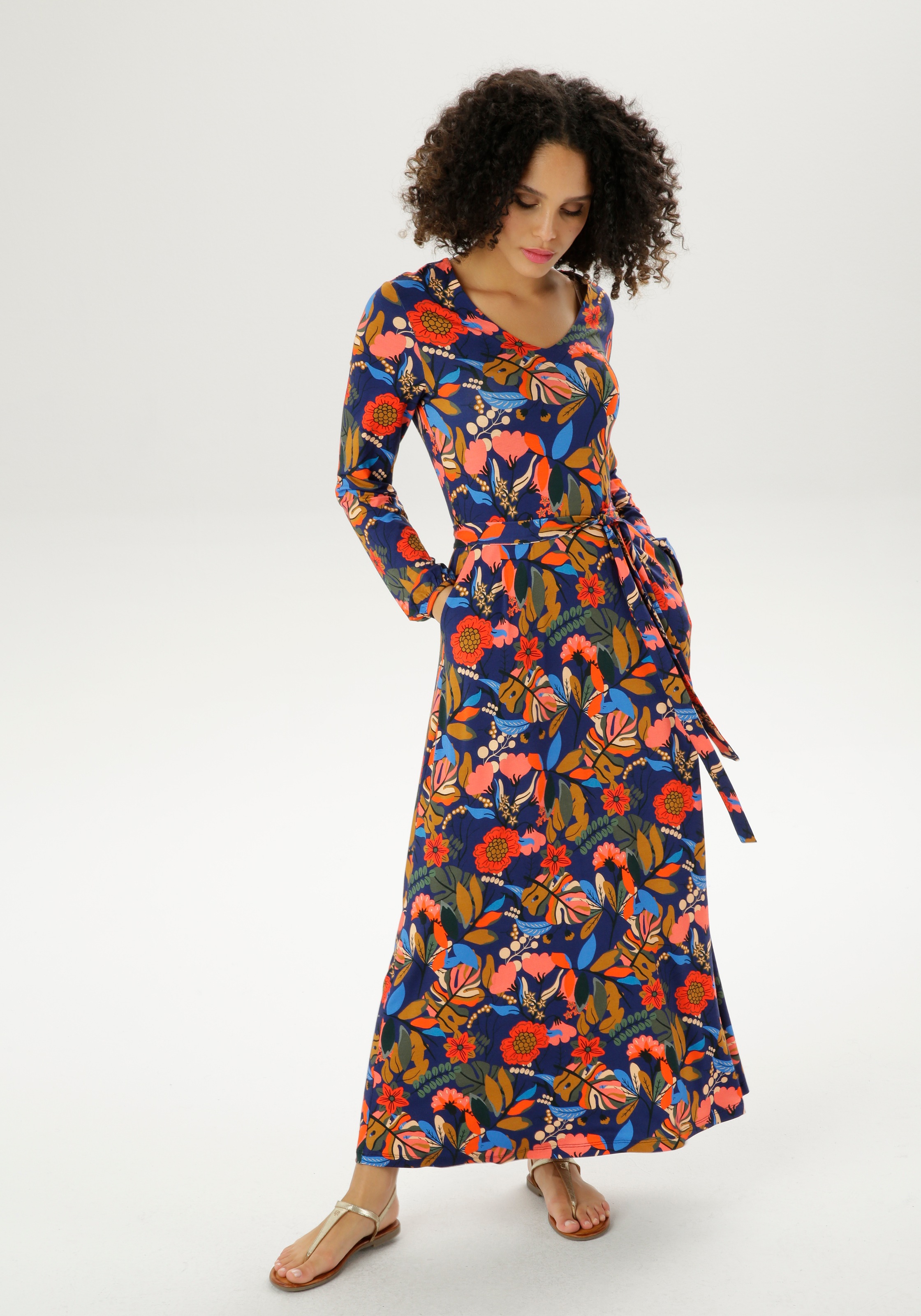 Aniston CASUAL Maxikleid, (mit Bindegürtel), mit farbenfrohen Blumendruck - NEUE... kaufen