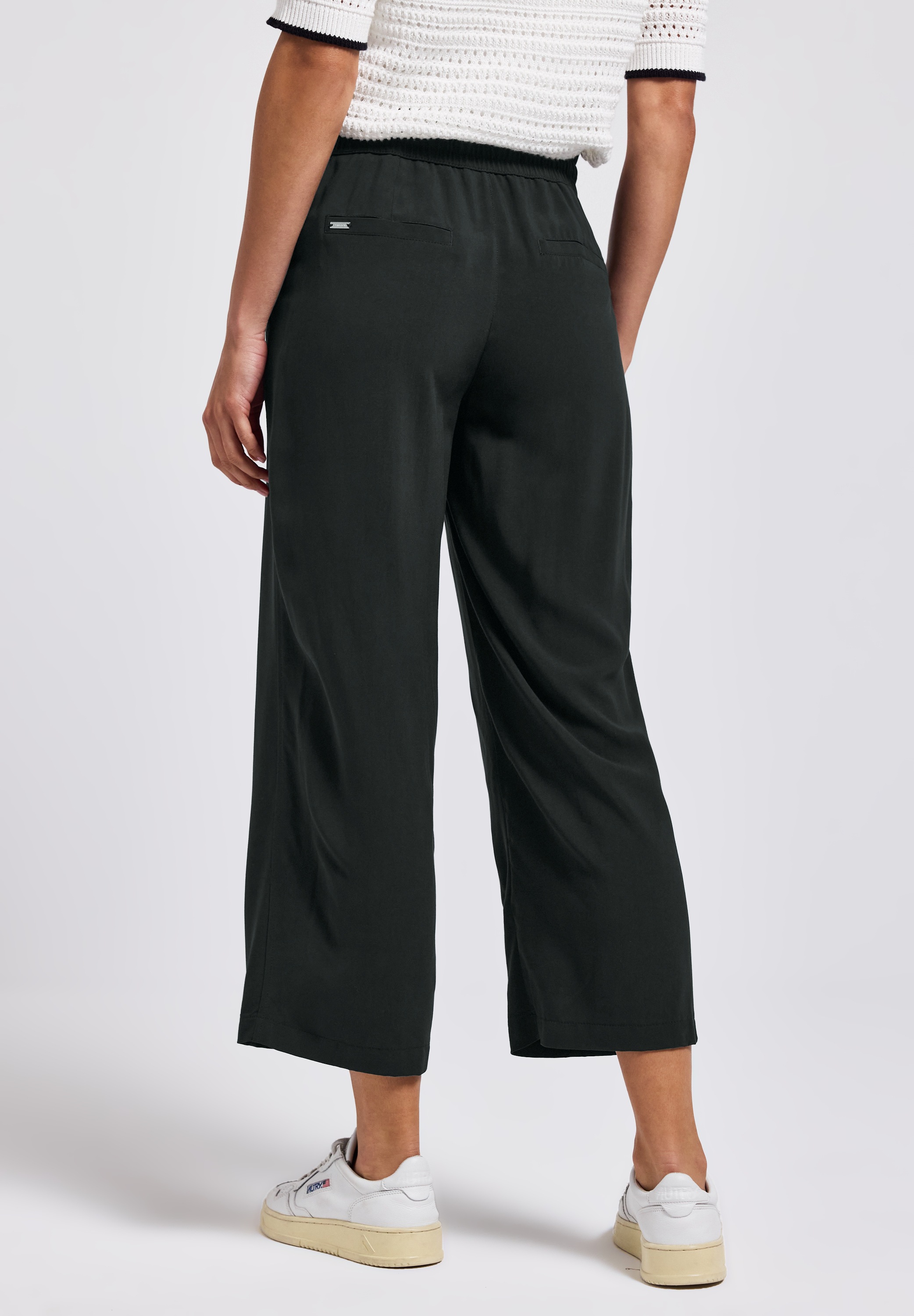 STREET ONE Stoffhose »Style Emee«, mit elastischem Bund mit Tunnelzug