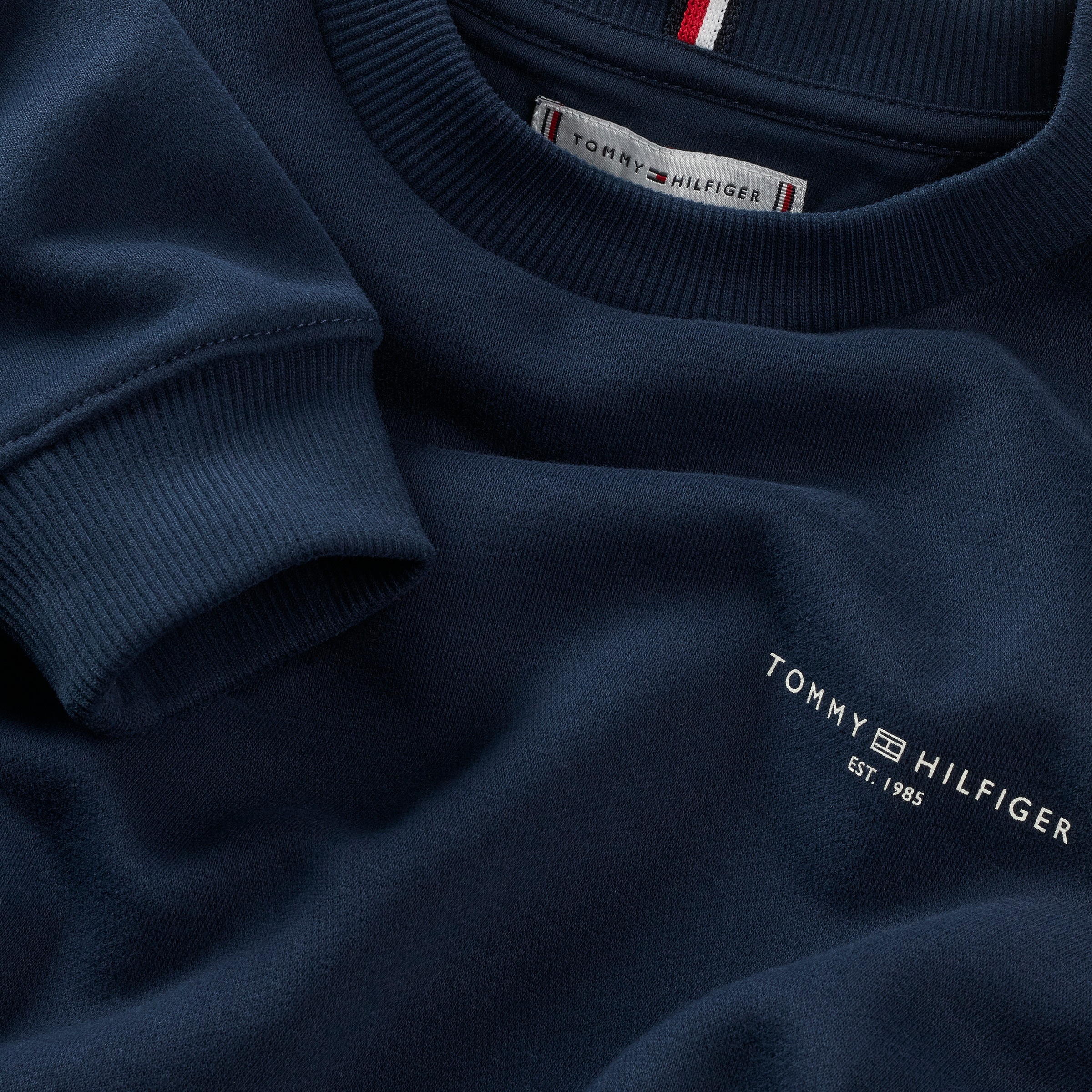 Tommy Hilfiger Sweatshirt »MINI CORP C-NECK SWEATSHIRT«, für Kinder bis 16 Jahre, mit Logo-Stickerei