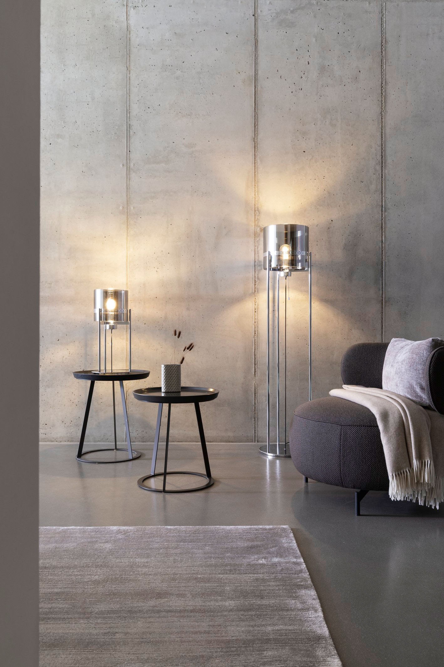 Joop! Stehlampe »ROUND LIGHTS«, mit rundem Fumé-Glasschirm und  eingelassenem Metall-Dekorband online bestellen