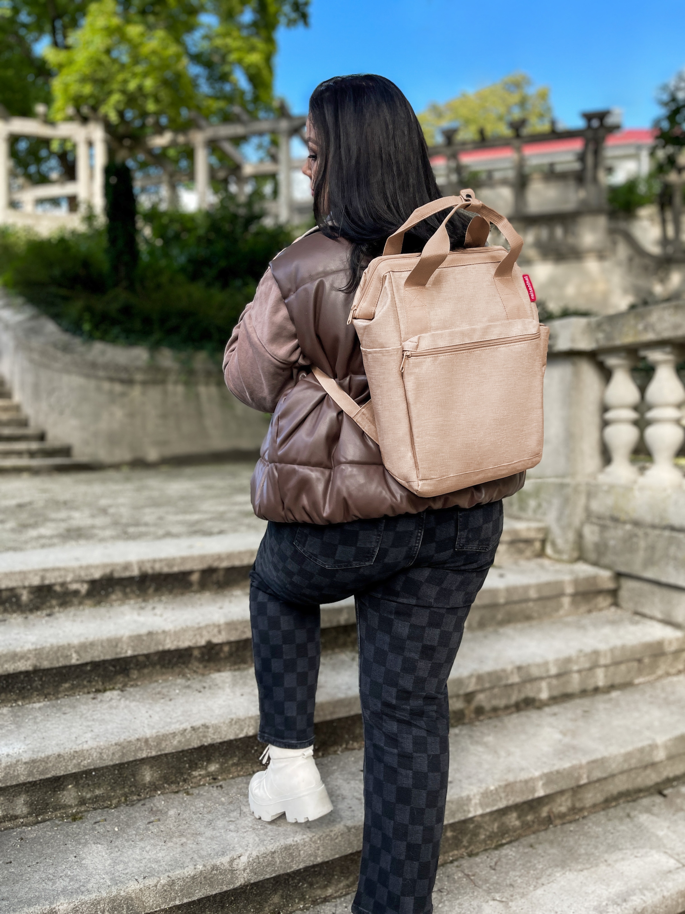 REISENTHEL® Rucksack »reisenthel allrounder R« Stecklasche zur Befestigung an Reisetrolley-Griffen