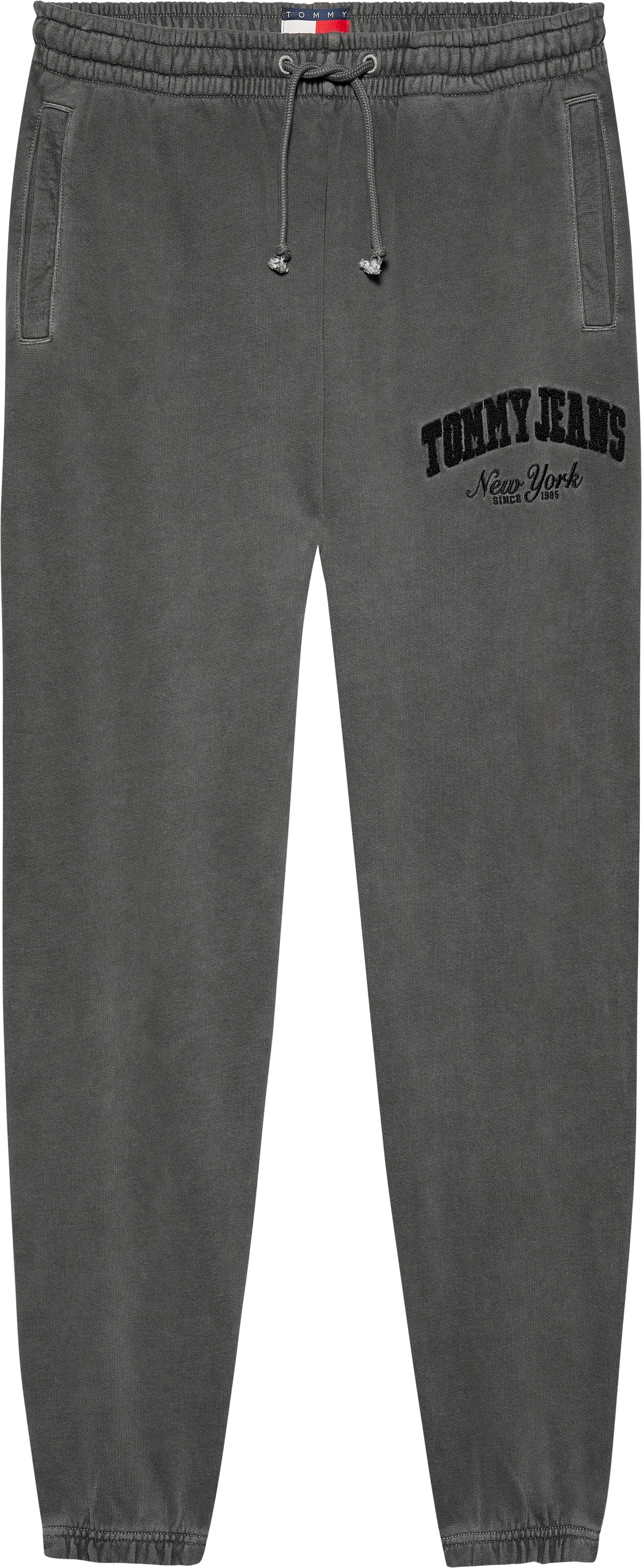 Tommy Jeans Jogginghose »TJM RLX VINTAGE VARSITY JOGGER«, mit Logostickerei