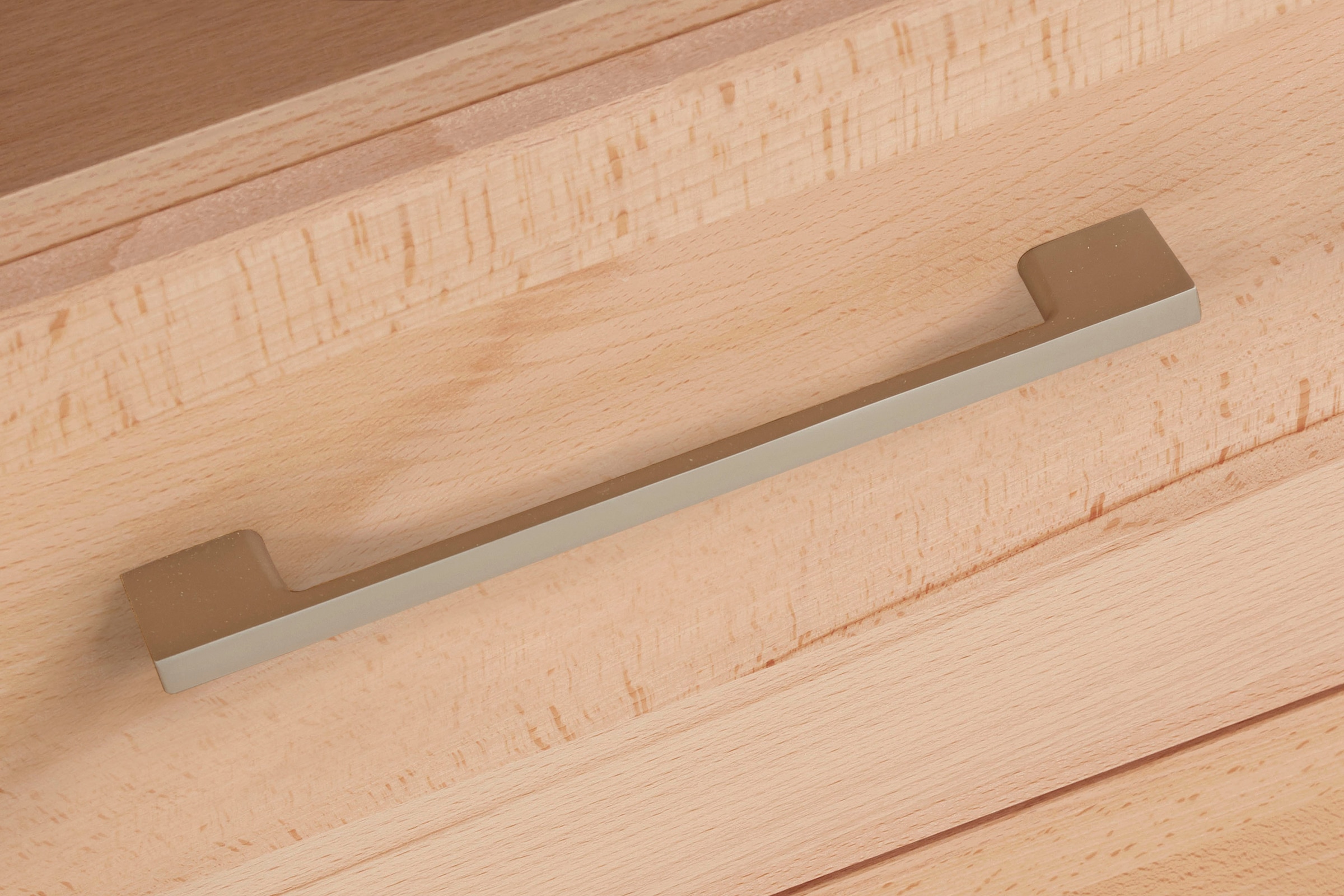 VOGL Möbelfabrik Lowboard »1237«, Massivholzfront, Breite ca. 171 cm, mit Softclose Funktion
