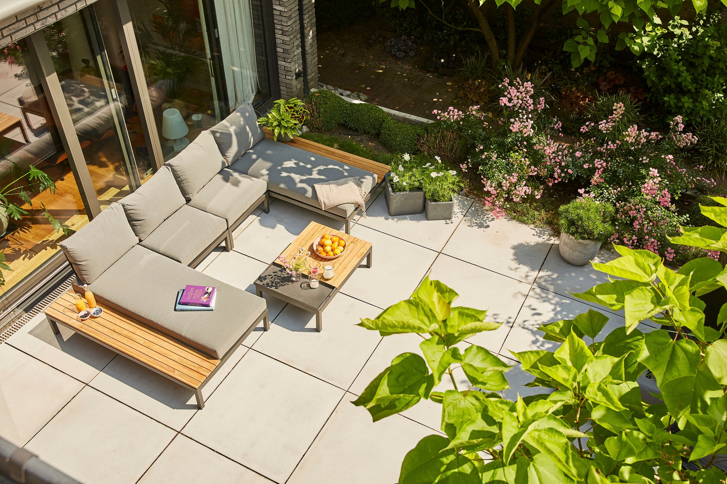 Siena Garden Gartenlounge-Set »Alvida«, (Set, 15 tlg.), best. aus 2 Sofas, 1 Ecksofa, 1 Tisch und 12 Kissen