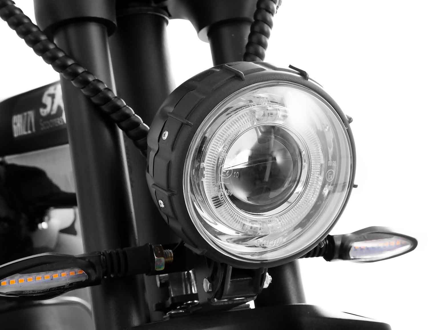SXT Scooters E-Motorroller »SXT Grizzy«, bis zu 70 km Reichweite, mit Straßenzulassung und integr. Alarmanlage