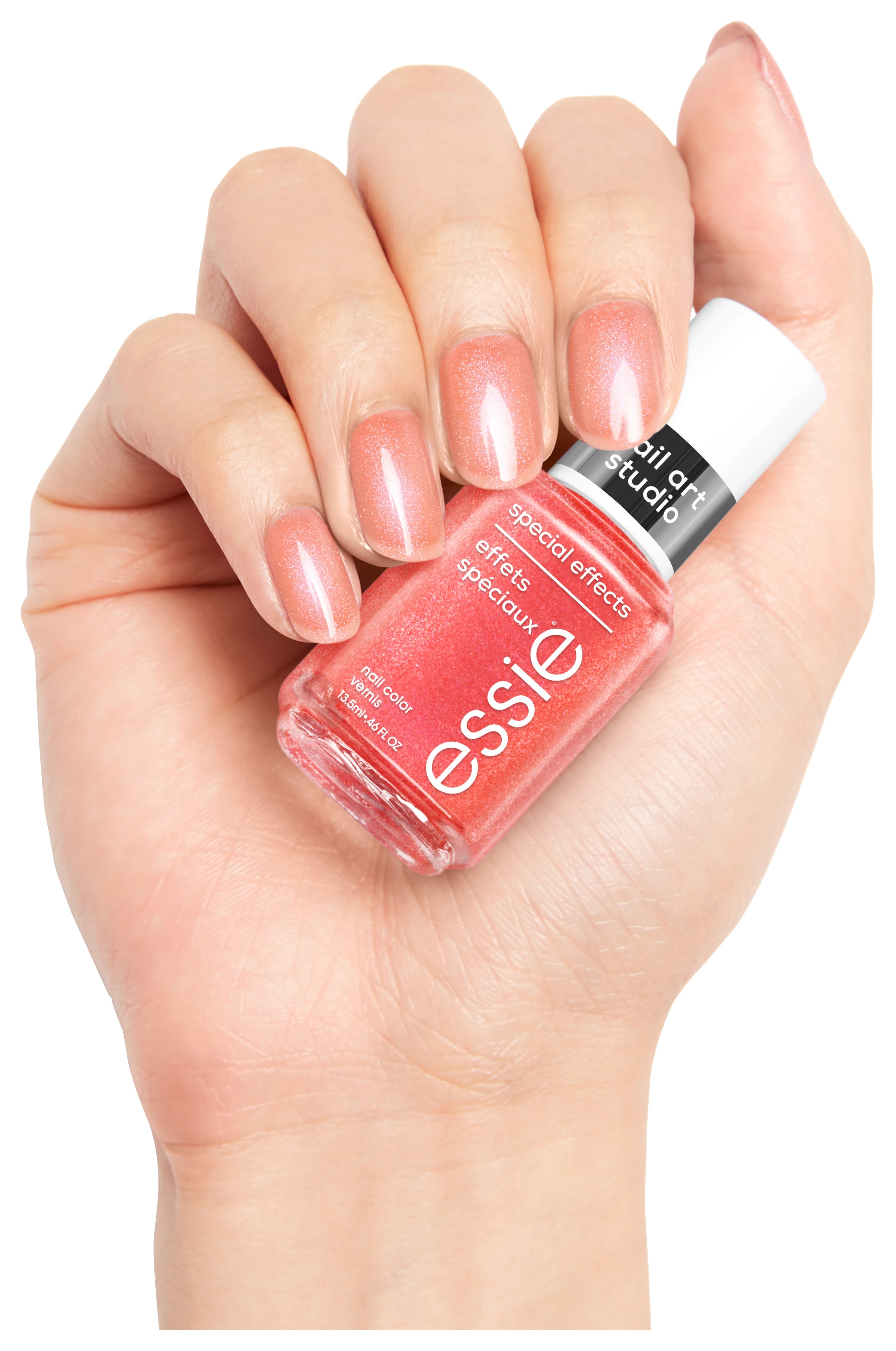 essie Nagellack »Essie Nagellack«, mit natürlichen Inhaltsstoffen