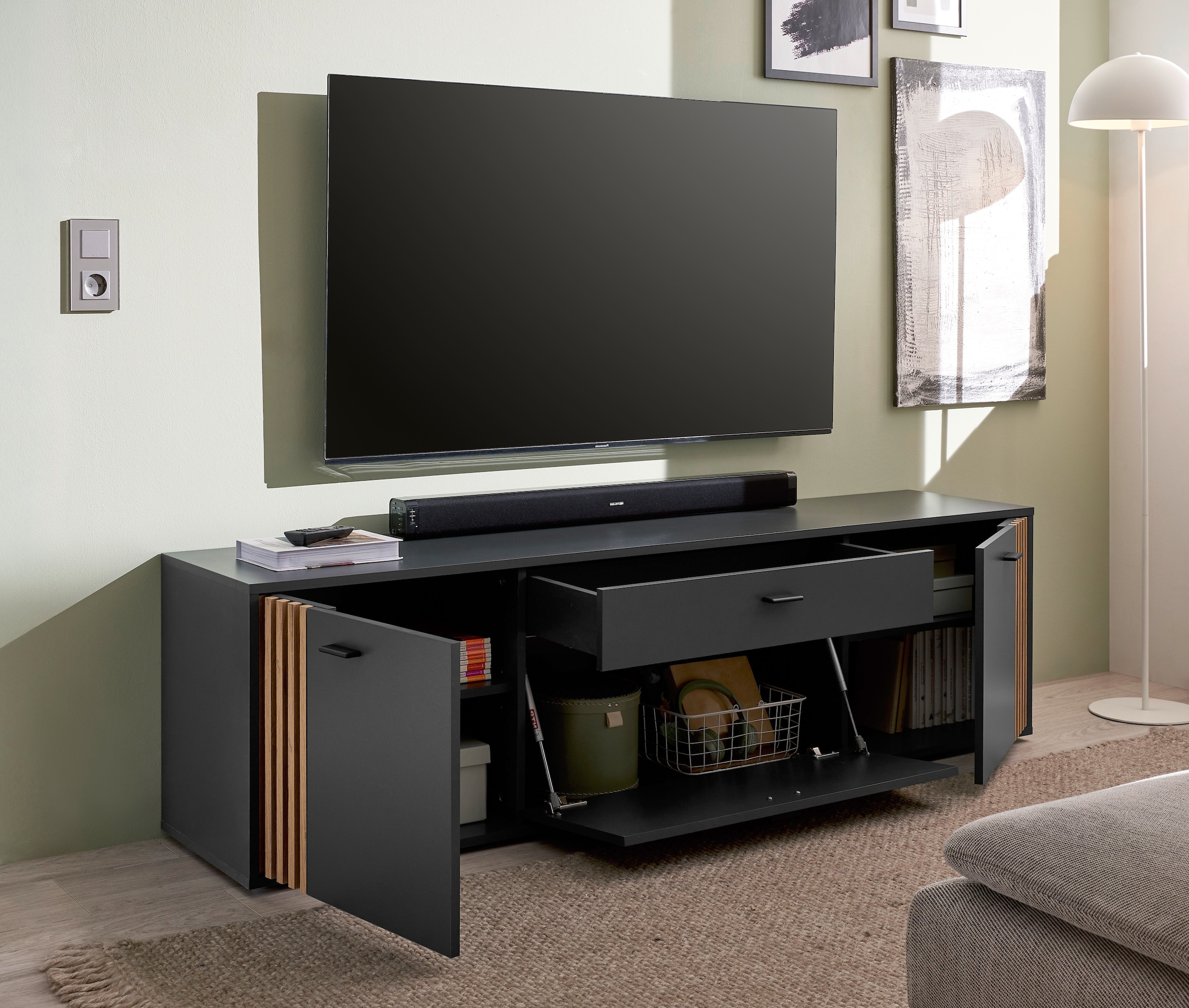 HBZ Lowboard »Dublin TV-Schrank, BxHxT 180x50x38cm«, (1 St.), Breite 180cm, Softclose, Metallgriffe