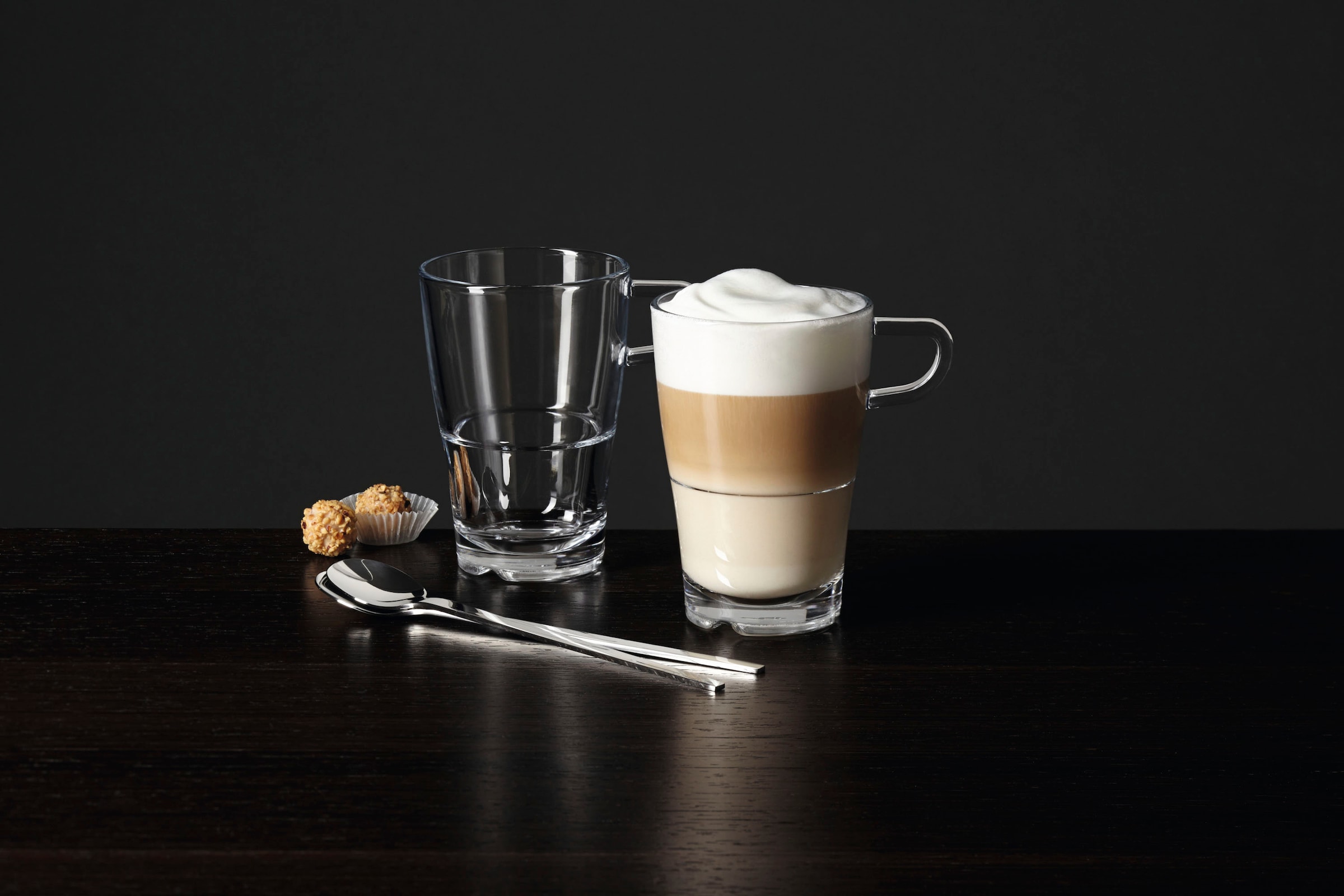 LEONARDO Latte-Macchiato-Glas »SENSO«, (Set, 4 tlg.), (4-teilig) inkl. 2 Löffel