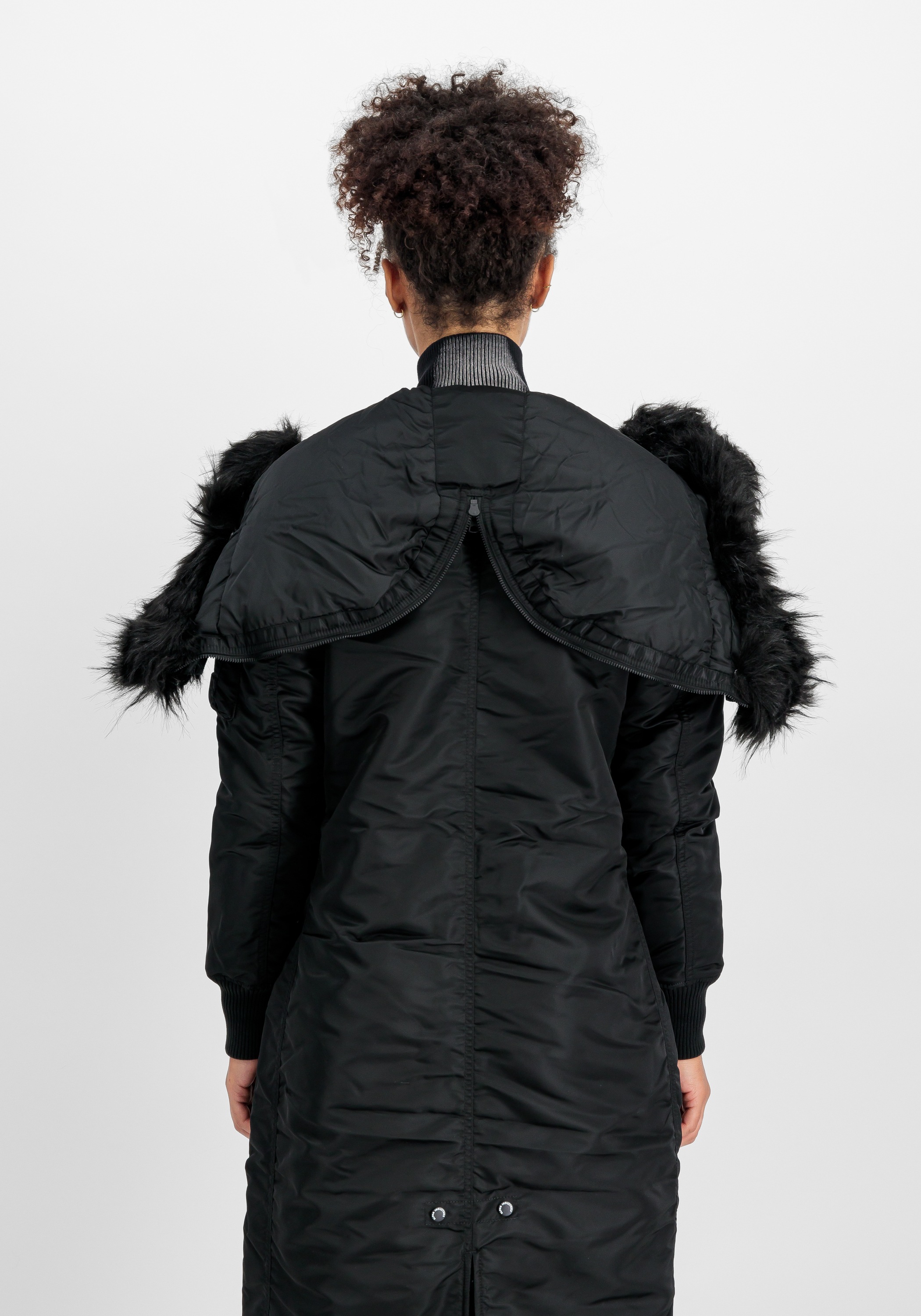 Alpha Industries Winterjacke »Alpha Industries Women - Cold Weather Jackets Long Fishtail W«