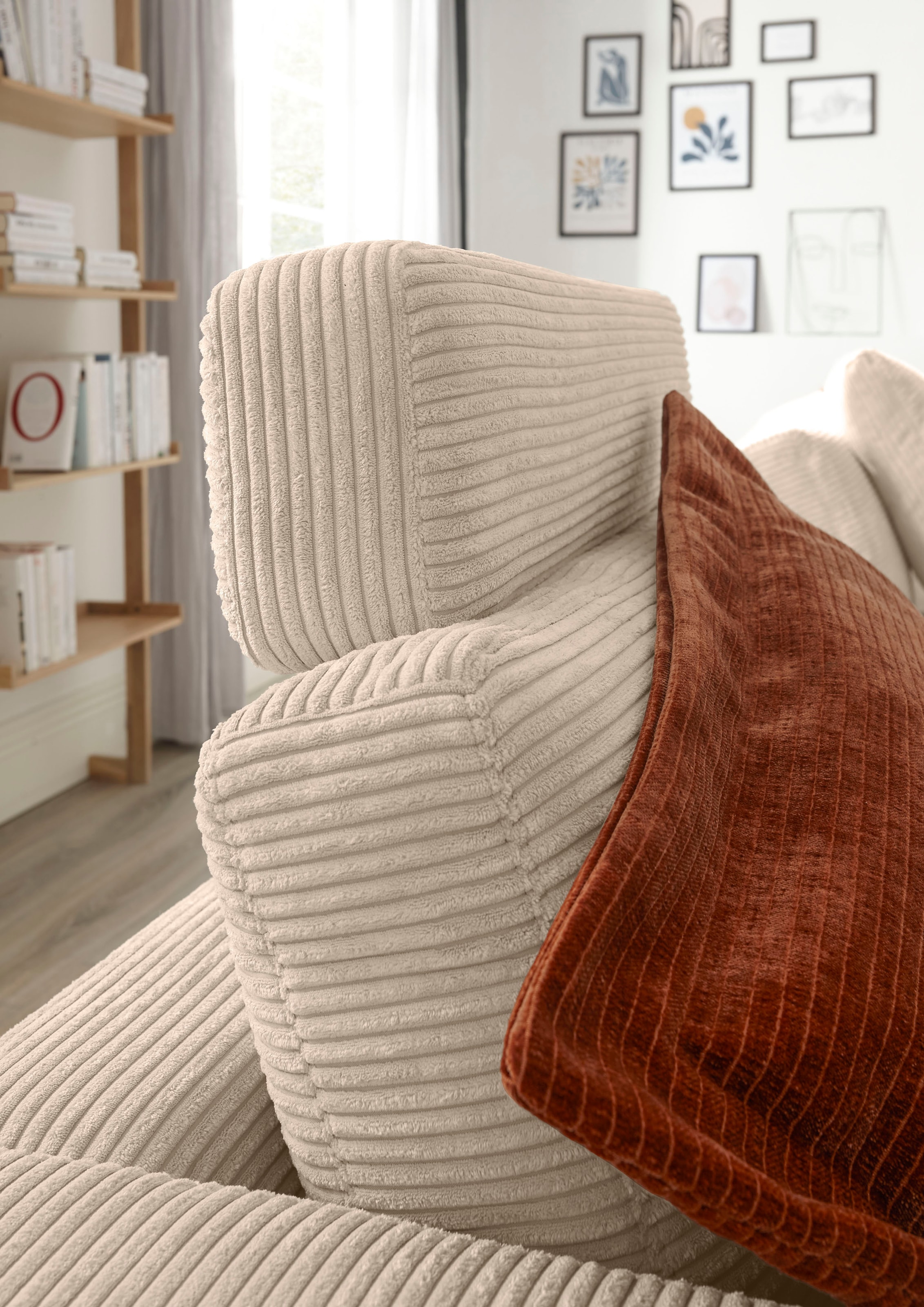 Musterring Wohnlandschaft »Lucia U-Form«, Cord-Bezug, inklusive Kopfstütze, Gesamtbreite 524 cm